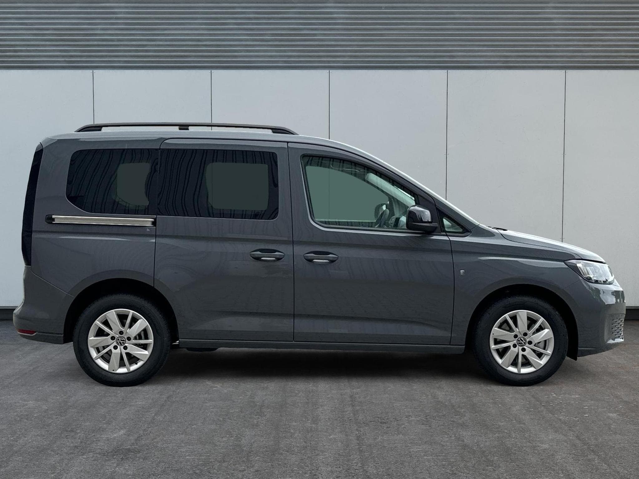 VW Caddy LIFE (2025) - Photo 5