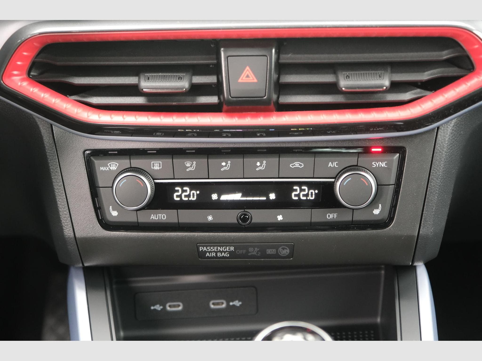 Seat Arona 1.0 TSI FR (2025) - Photo 11