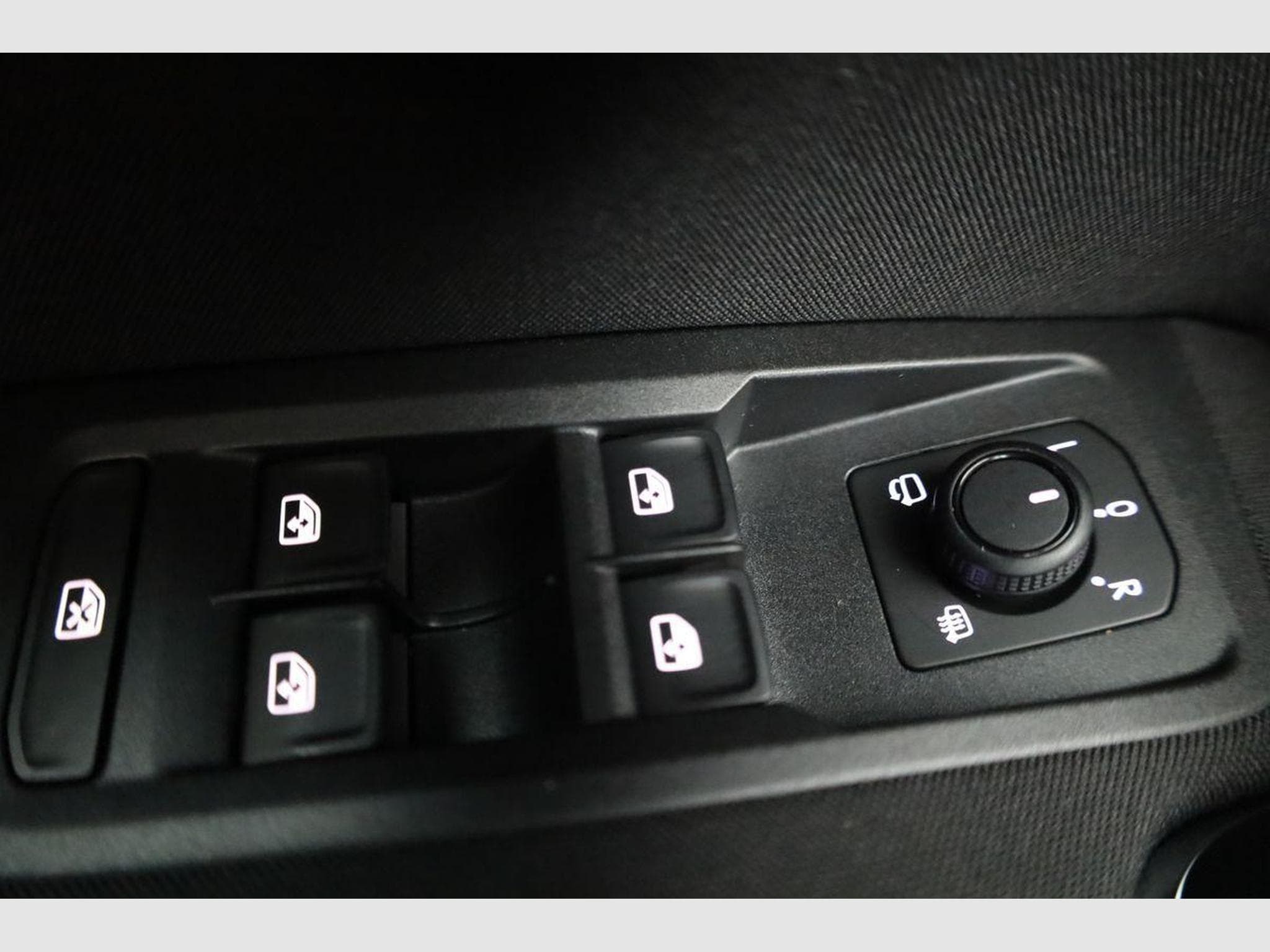 VW Touran Comfortline BMT/Start-Stopp (2025) - Photo 7