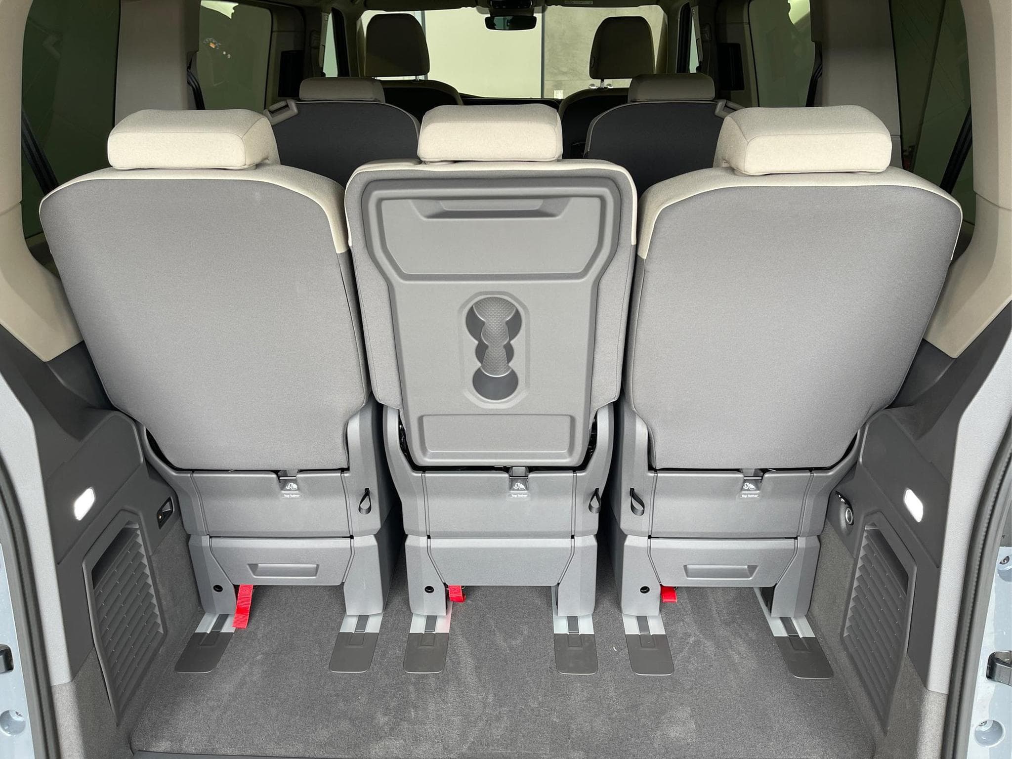 VW T7 Business (2025) - Photo 21