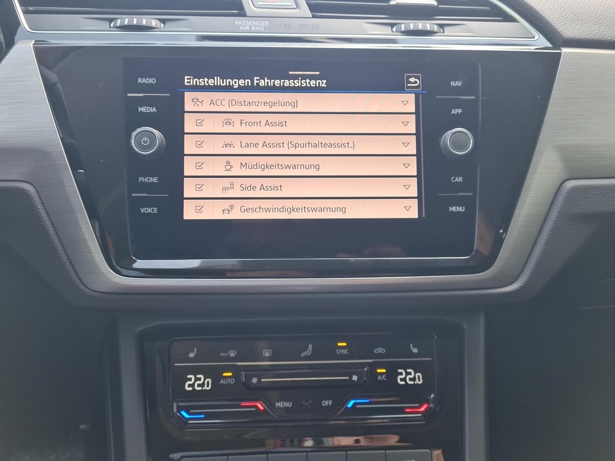 VW Touran Comfortline BMT/Start-Stopp (2025) - Photo 23