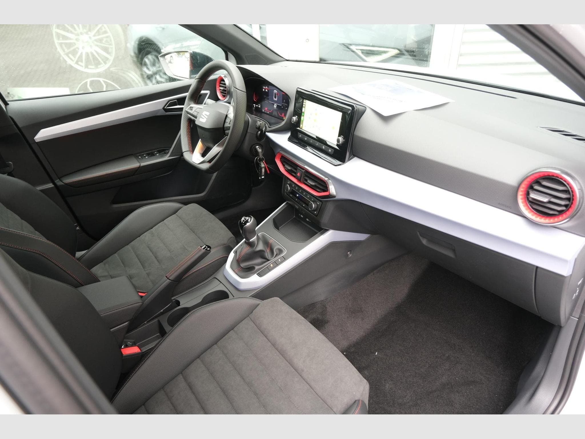 Seat Arona 1.0 TSI FR (2025) - Photo 21