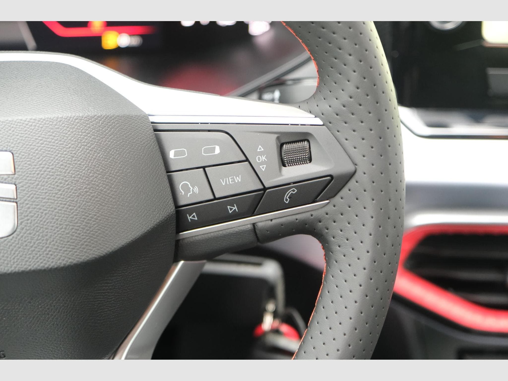 Seat Arona 1.0 TSI FR (2025) - Photo 24