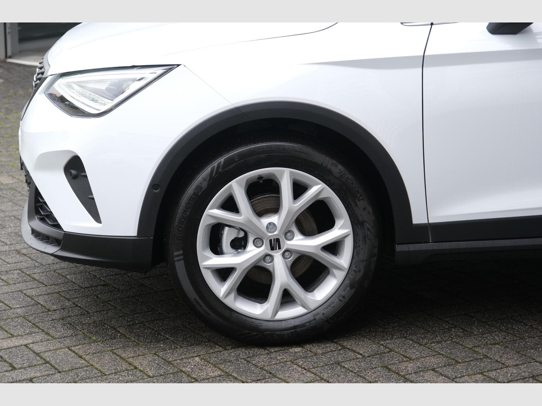 Seat Arona 1.0 TSI FR (2025) - Photo 3