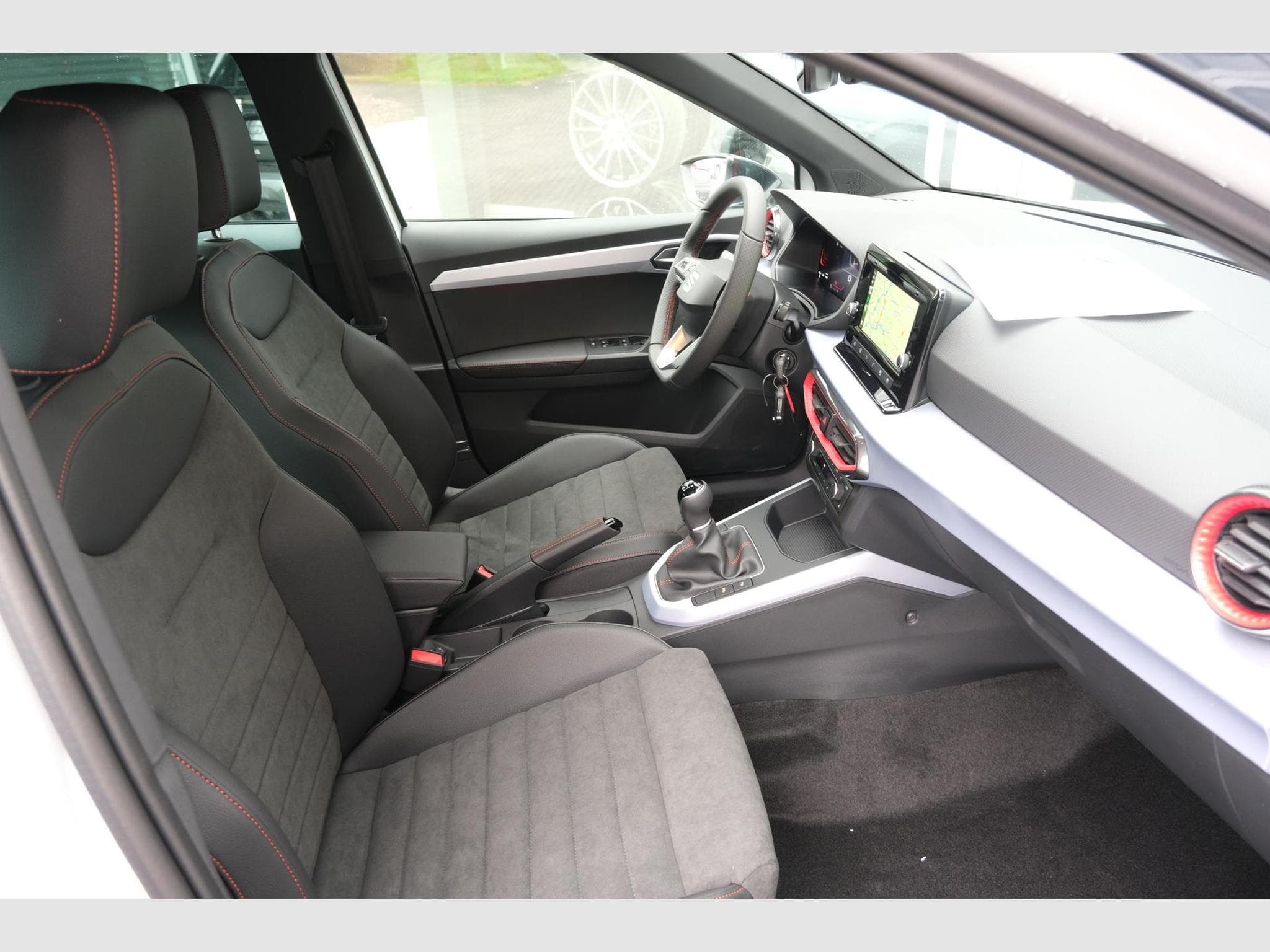 Seat Arona 1.0 TSI FR (2025) - Photo 7