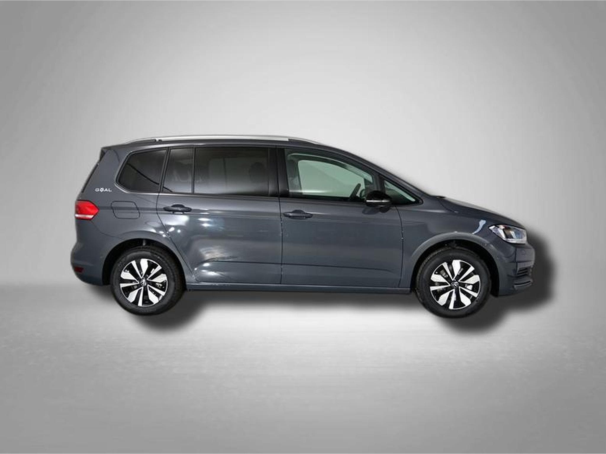 VW Touran Life Plus 1.5 TSI 7-Gang DSG (2025) - Photo 6