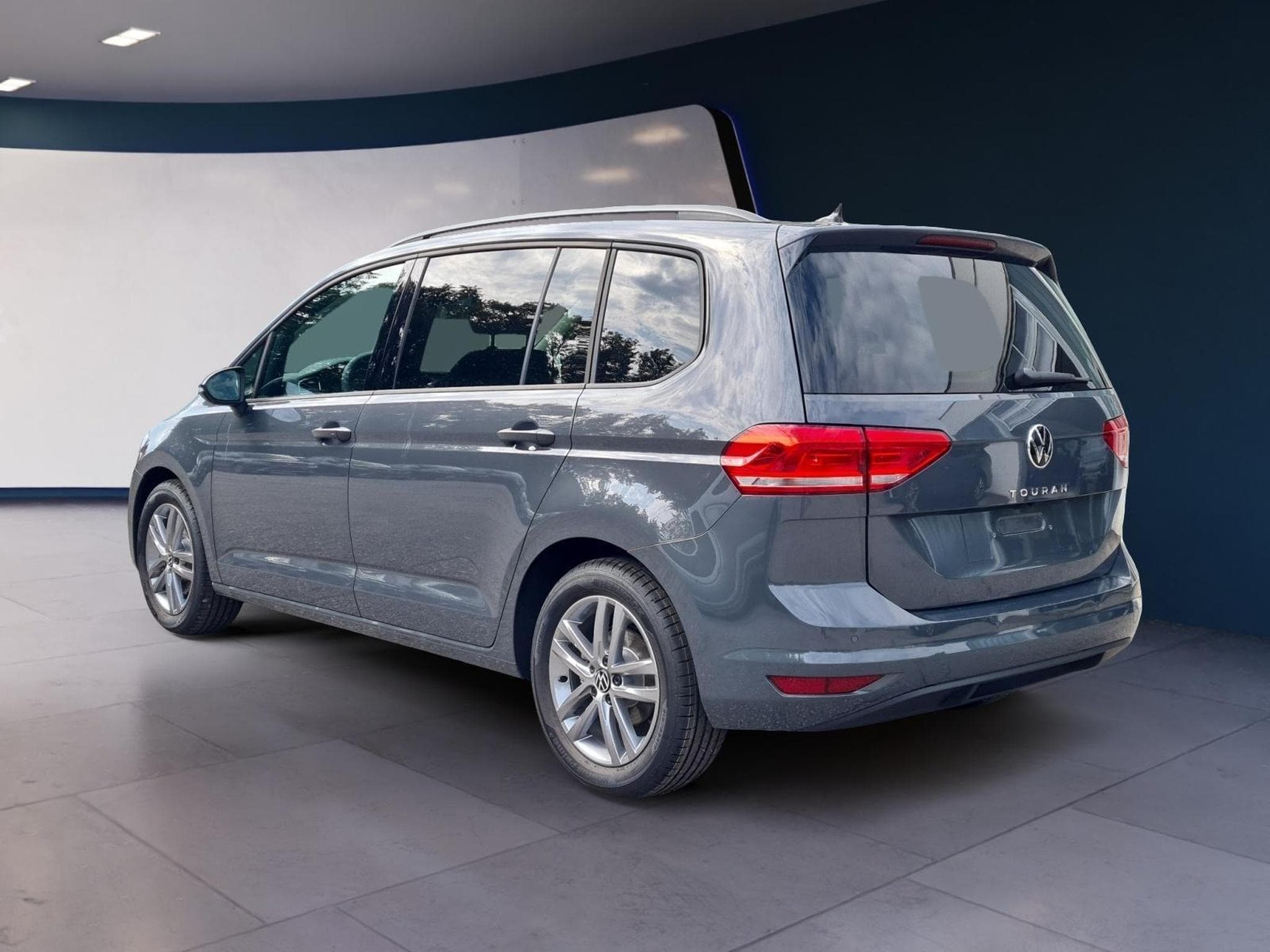 VW Touran Comfortline BMT/Start-Stopp (2025) - Foto 4