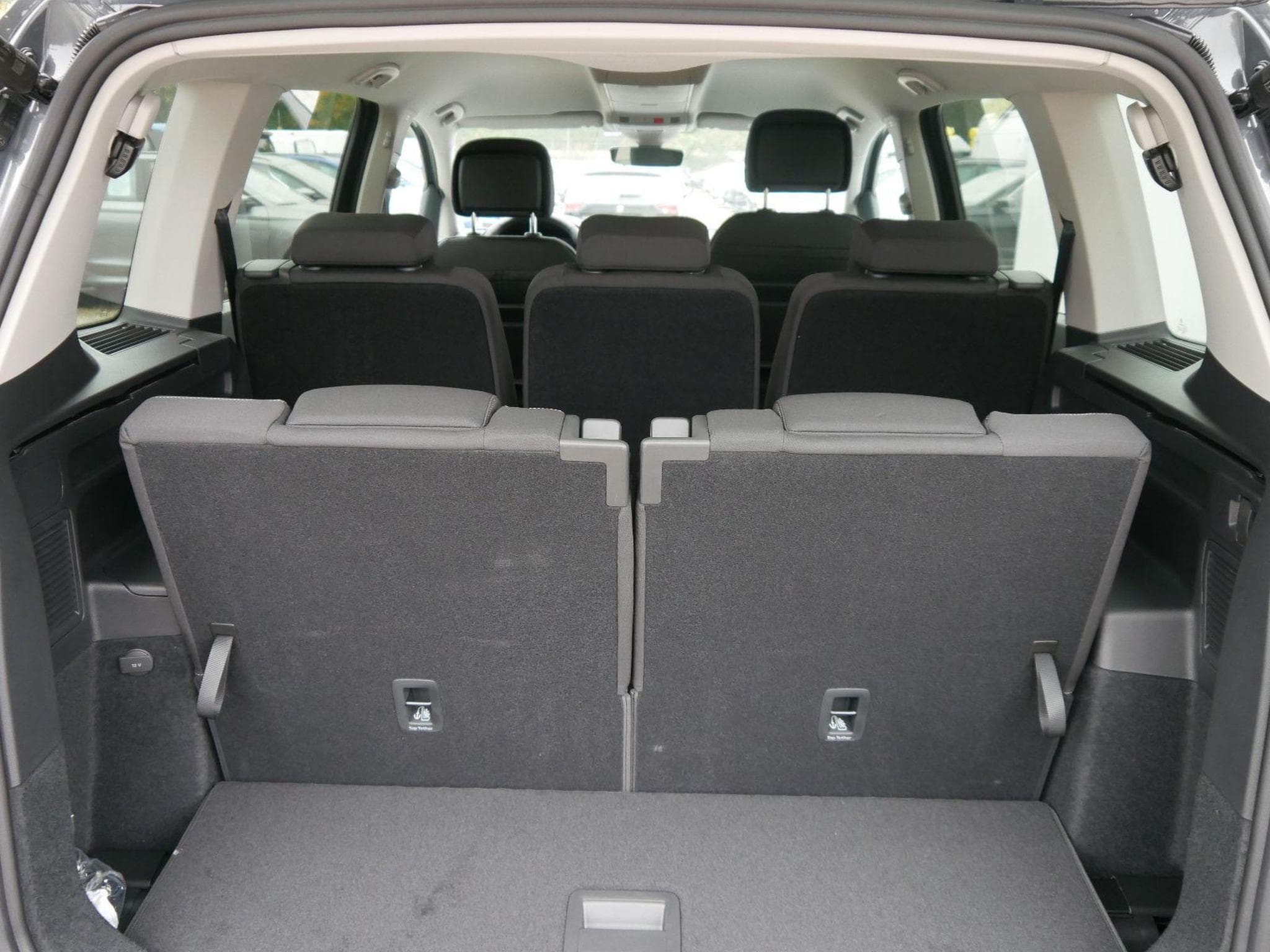 VW Touran Comfortline (2026) - Foto 9