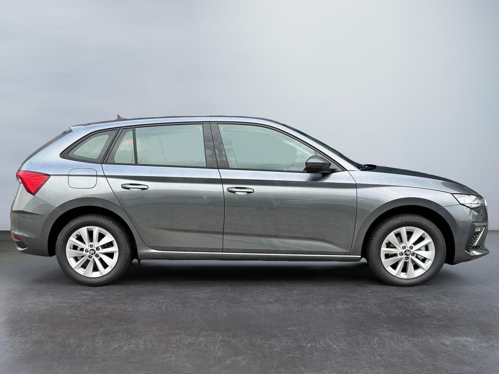 Skoda Scala 1,0 TSI DSG (2025) - Foto 6