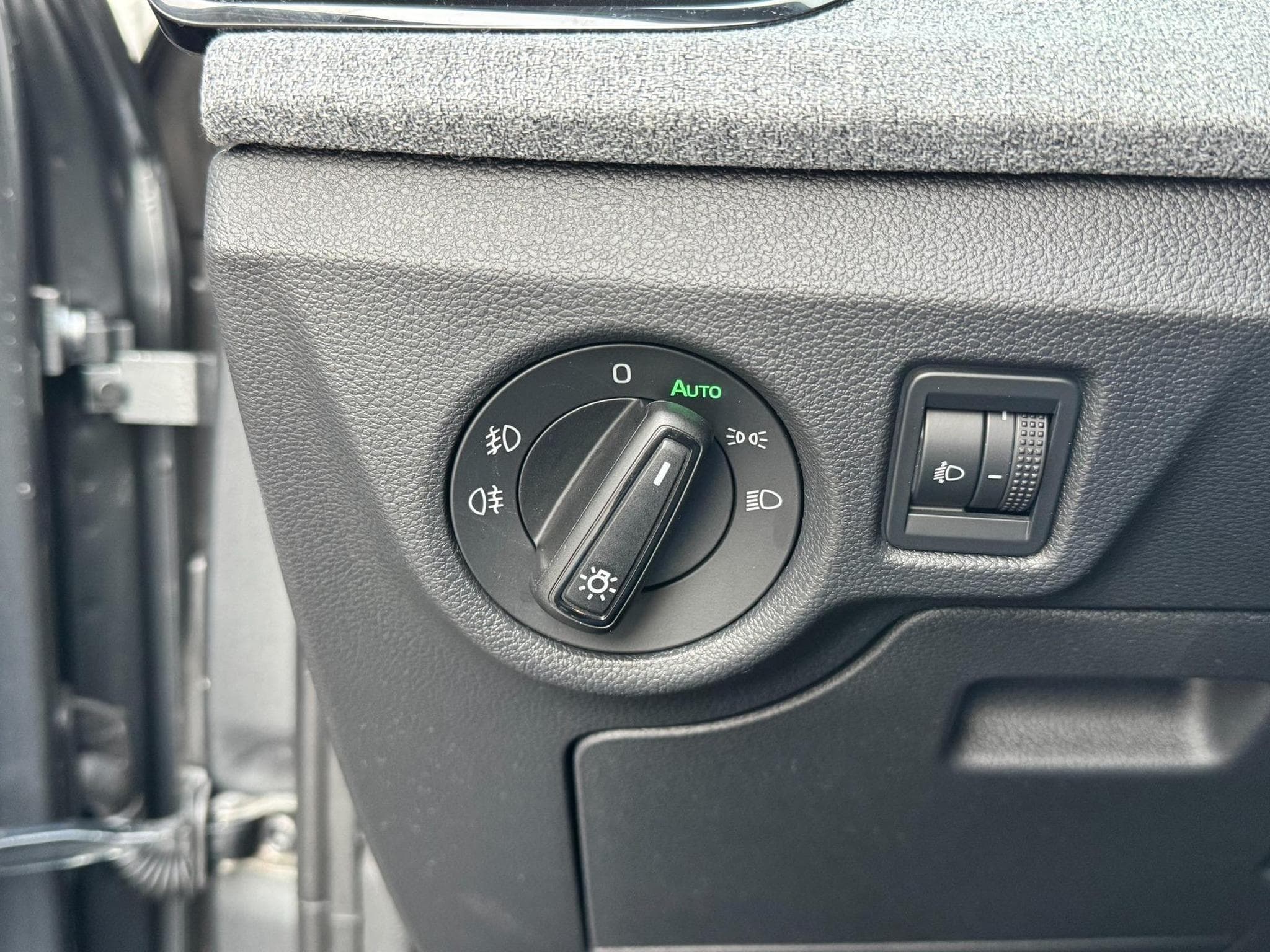 Skoda Scala 1,0 TSI DSG (2025) - Foto 18