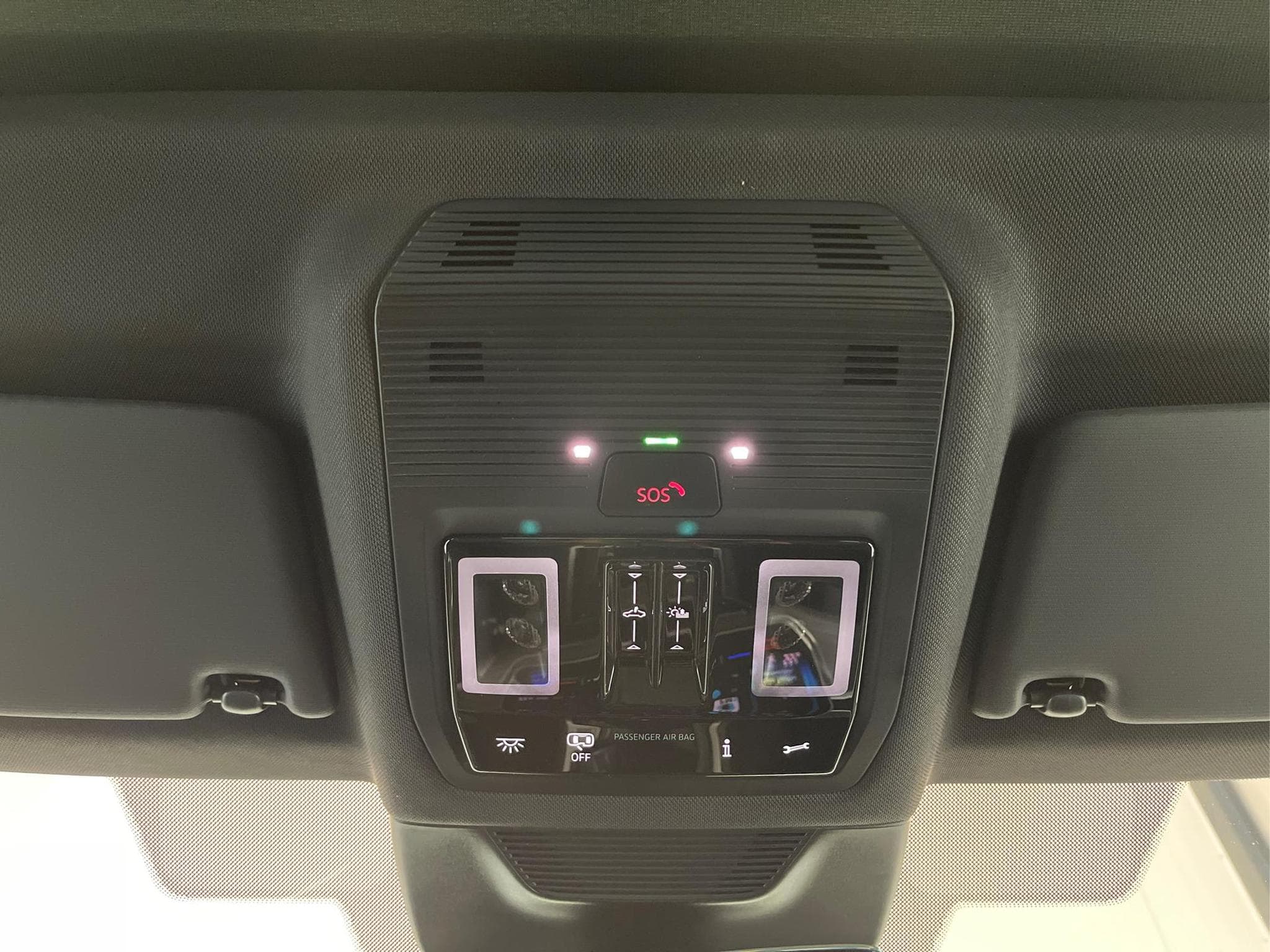 VW Passat Variant R-Line (2026) - Foto 11