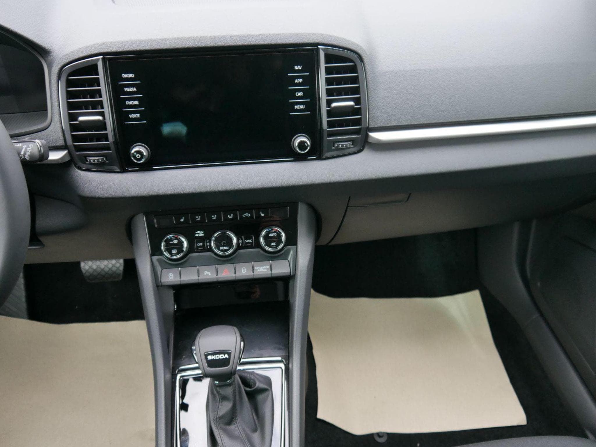 Skoda Karoq Edition (2025) - Photo 15