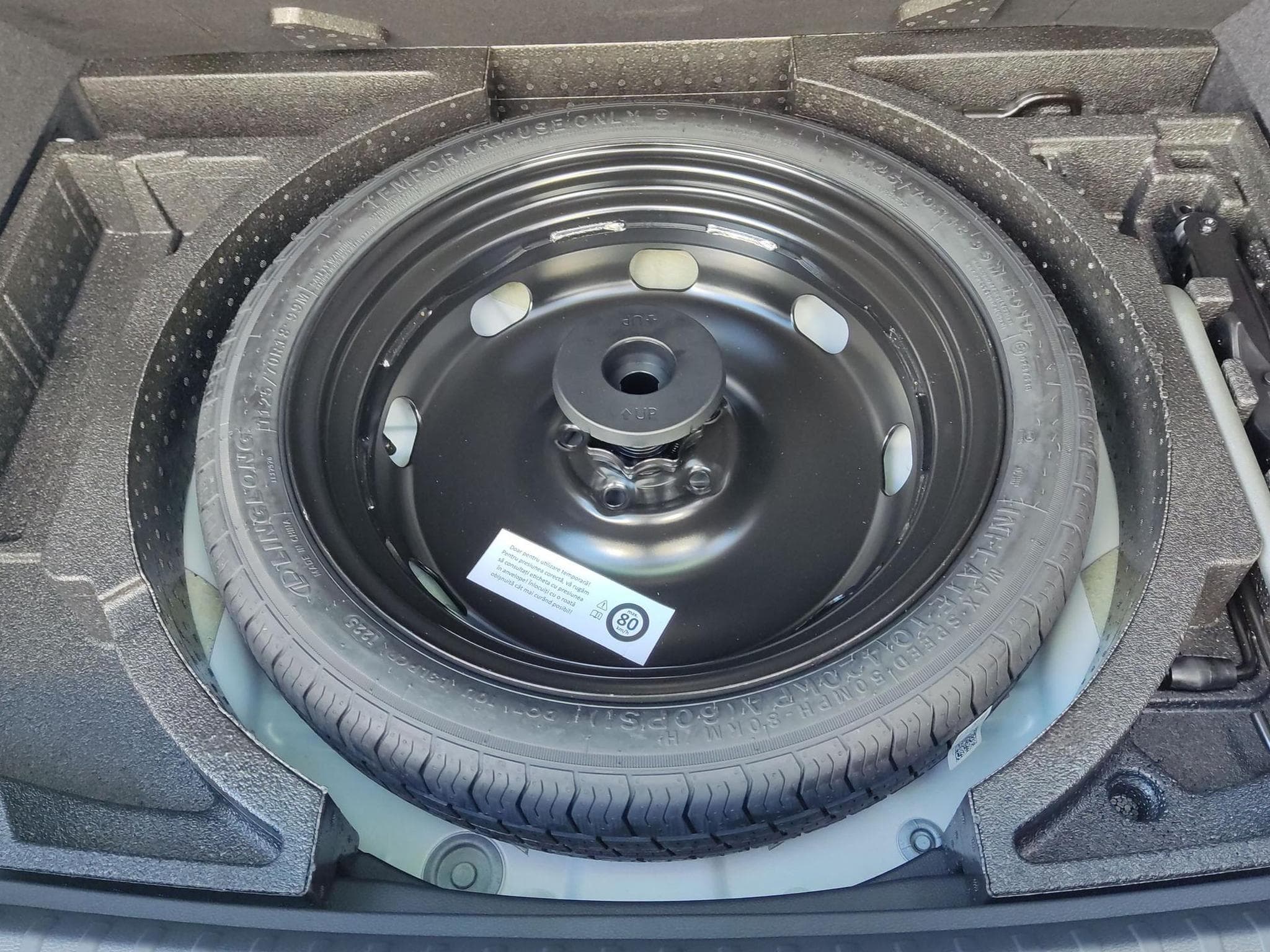 Skoda Karoq Sportline 2.0 TSI (2026) - Photo 12