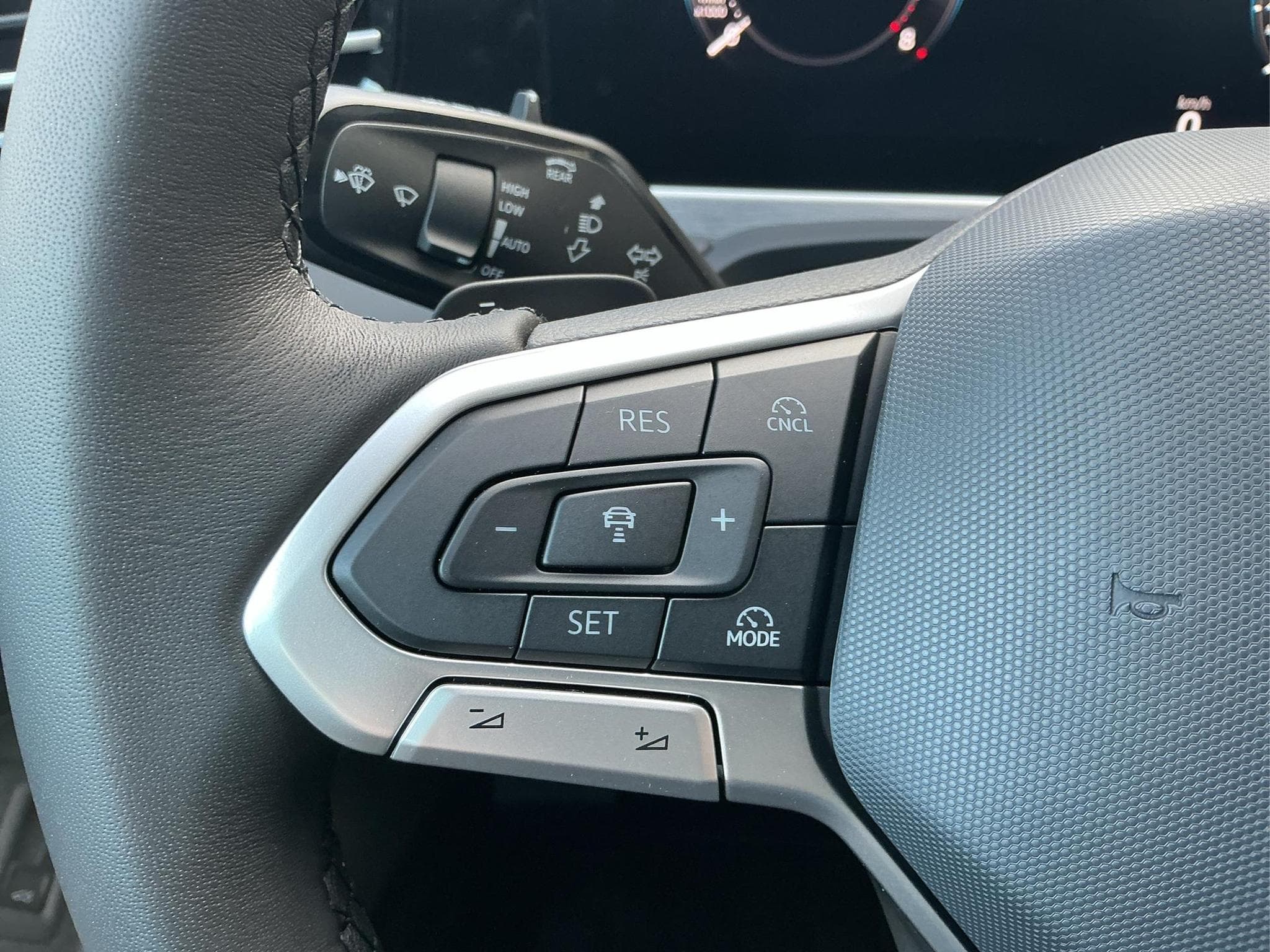 VW Passat Variant Elegance (2026) - Foto 22