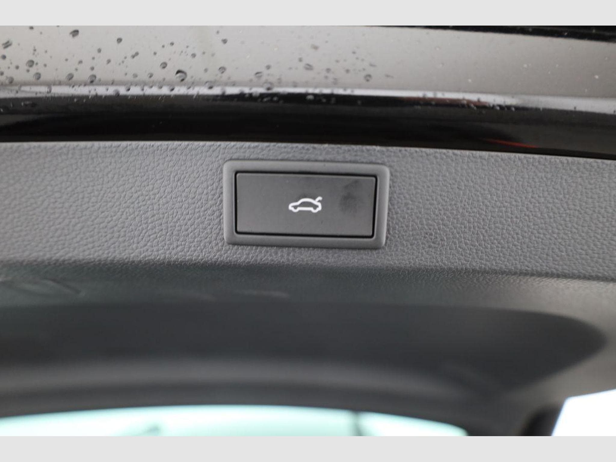 Skoda Karoq 1.5 TSI DSG (2025) - Photo 15