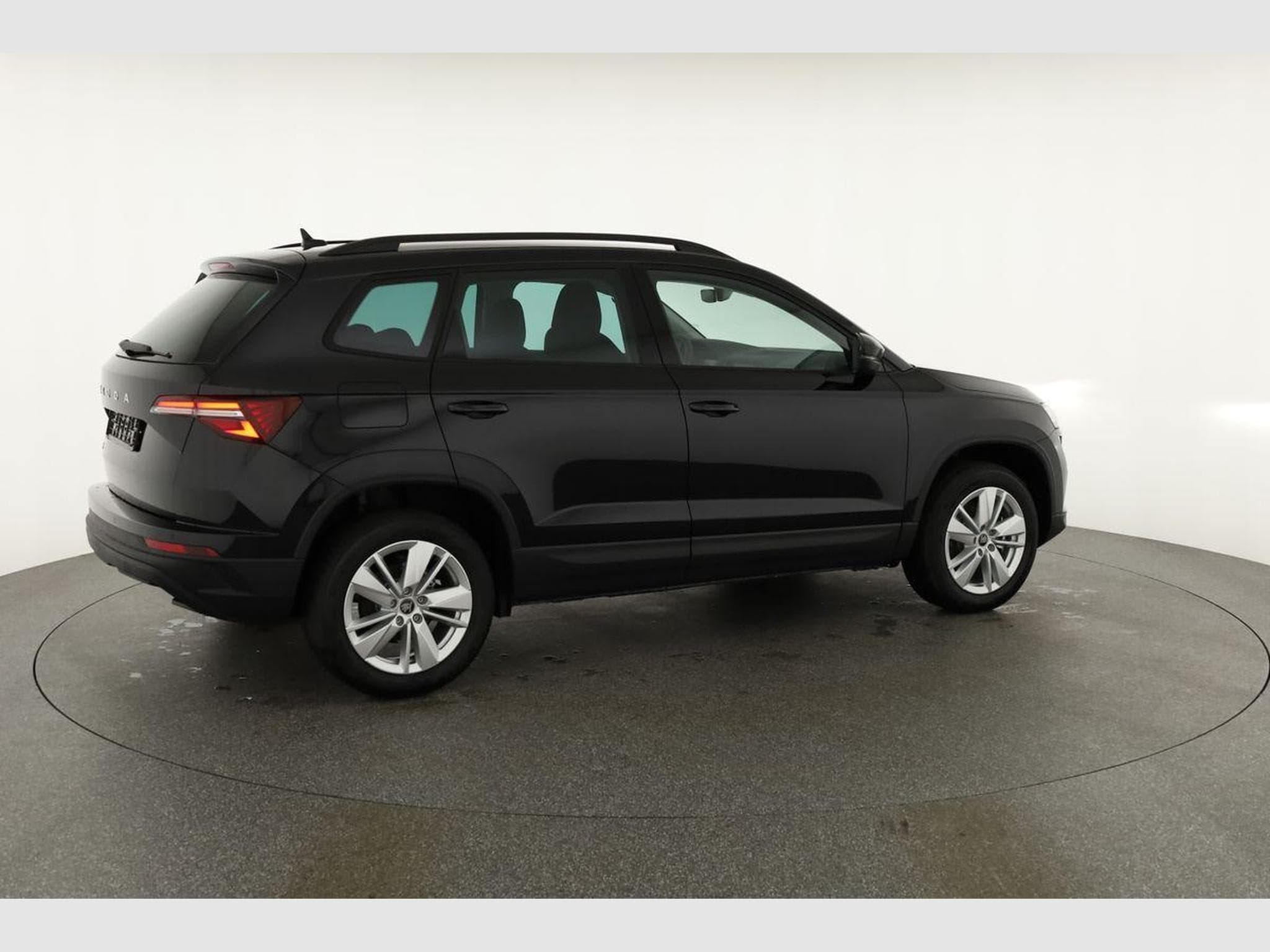Skoda Karoq 1.5 TSI DSG (2025) - Photo 21
