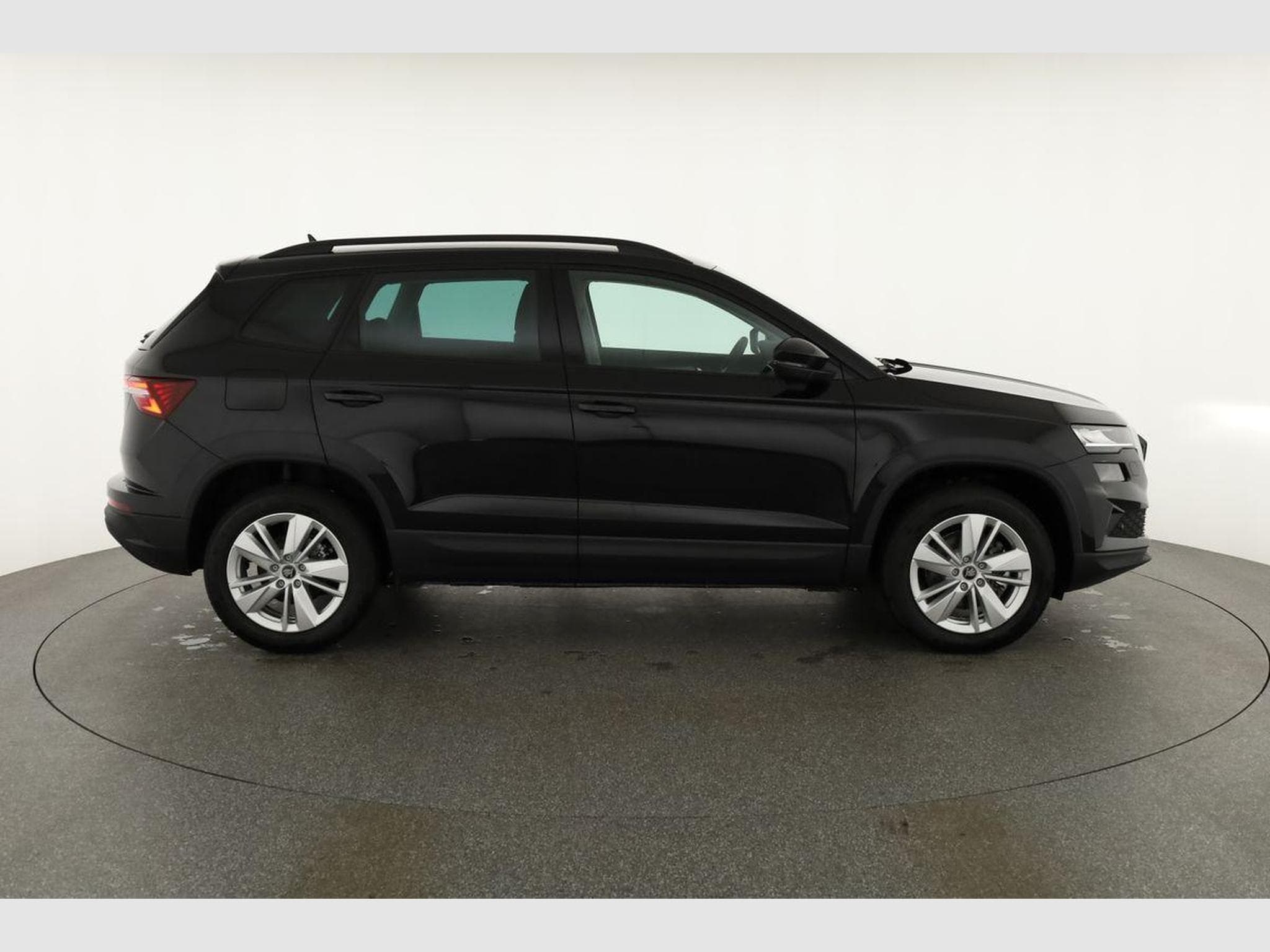Skoda Karoq 1.5 TSI DSG (2025) - Photo 23