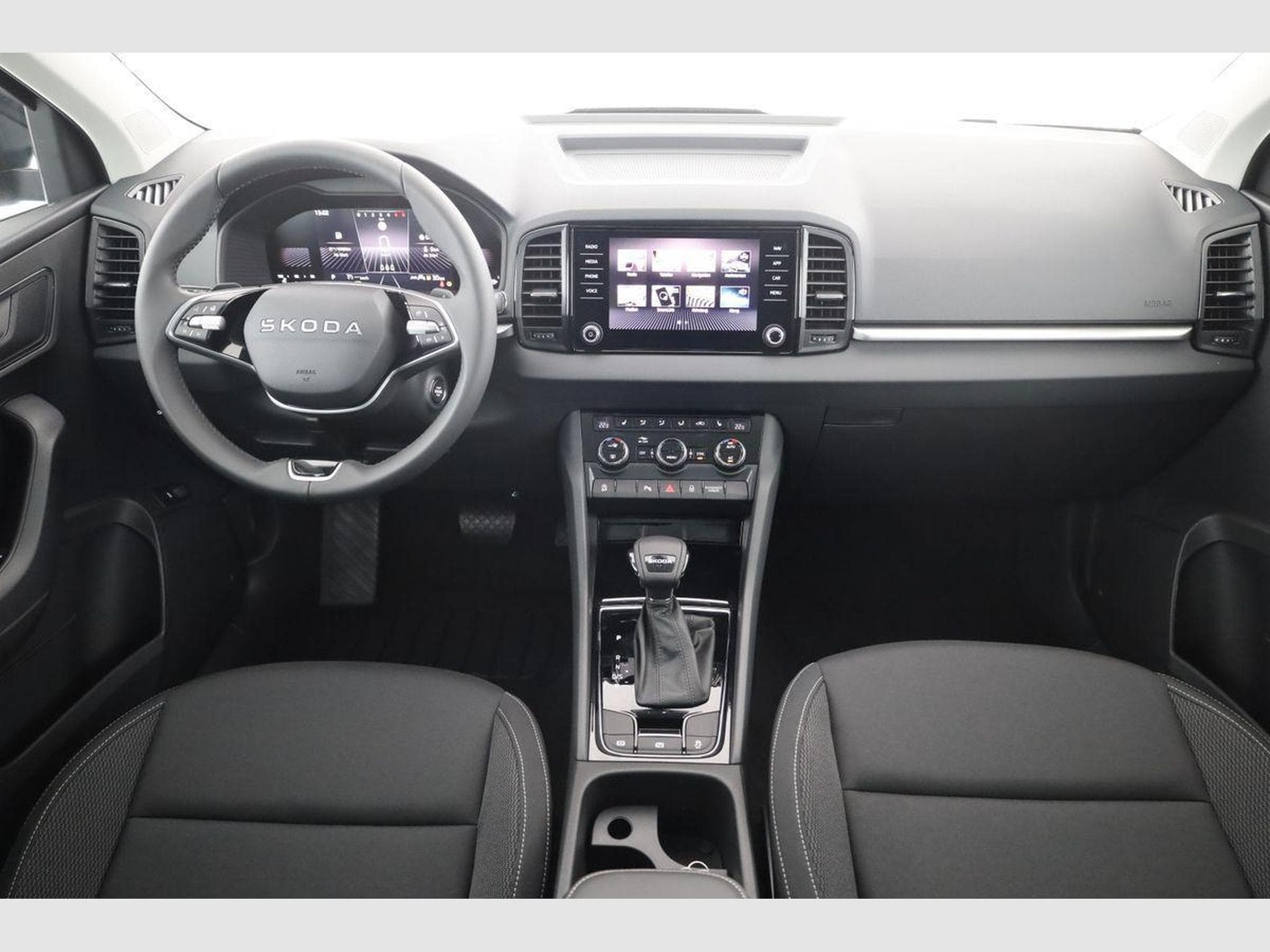 Skoda Karoq 1.5 TSI DSG (2025) - Photo 4