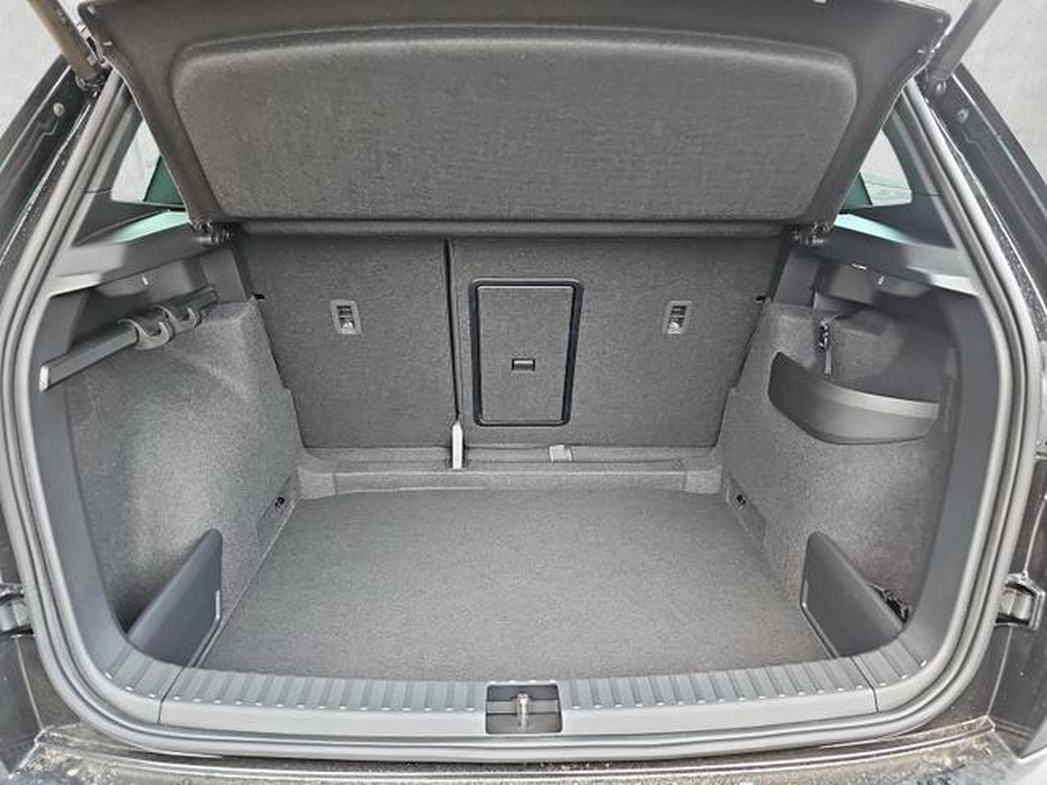 Skoda Karoq Sportline 4x4 (2025) - Photo 3