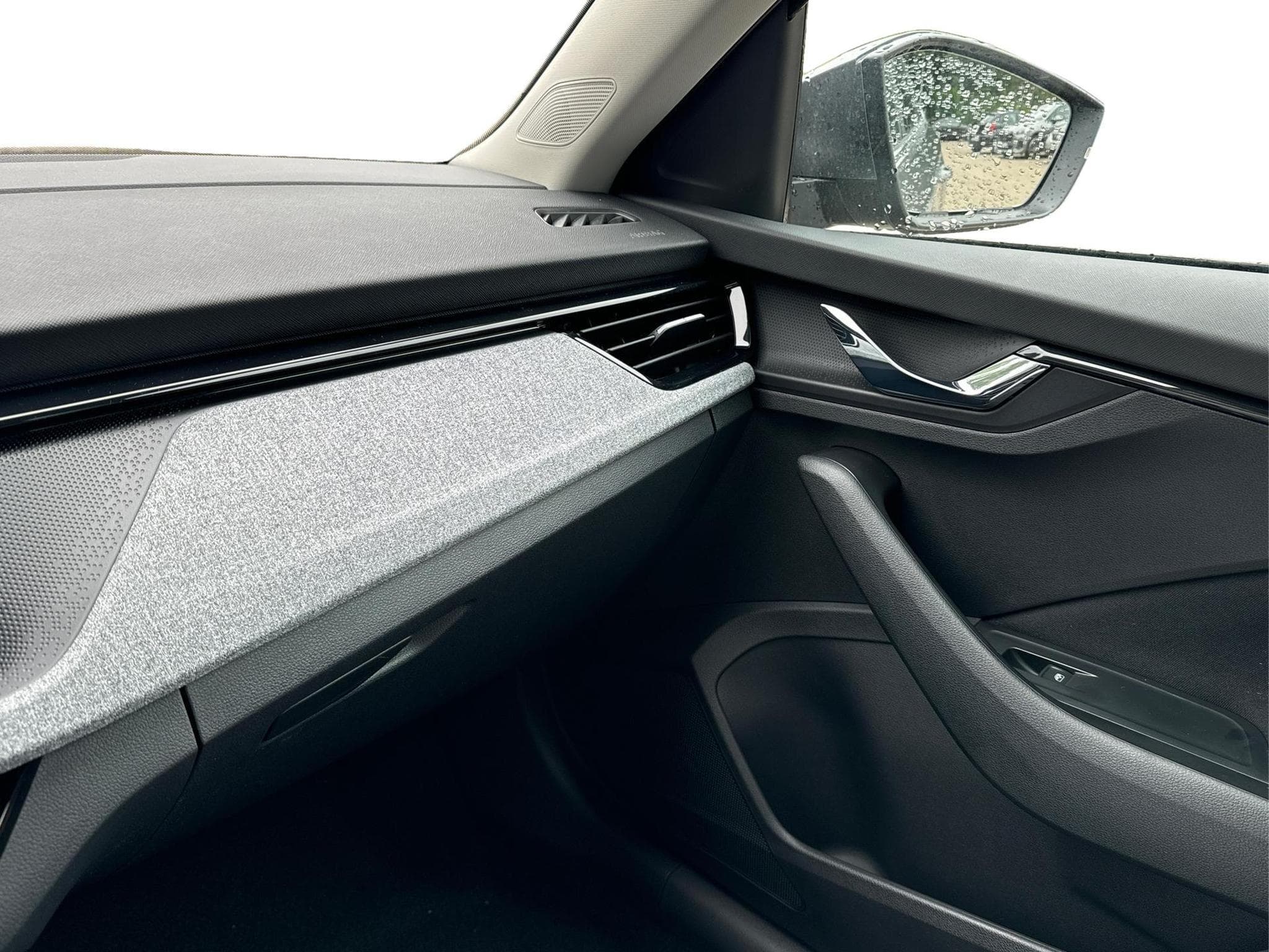 Skoda Kamiq Selection (2025) - Photo 23