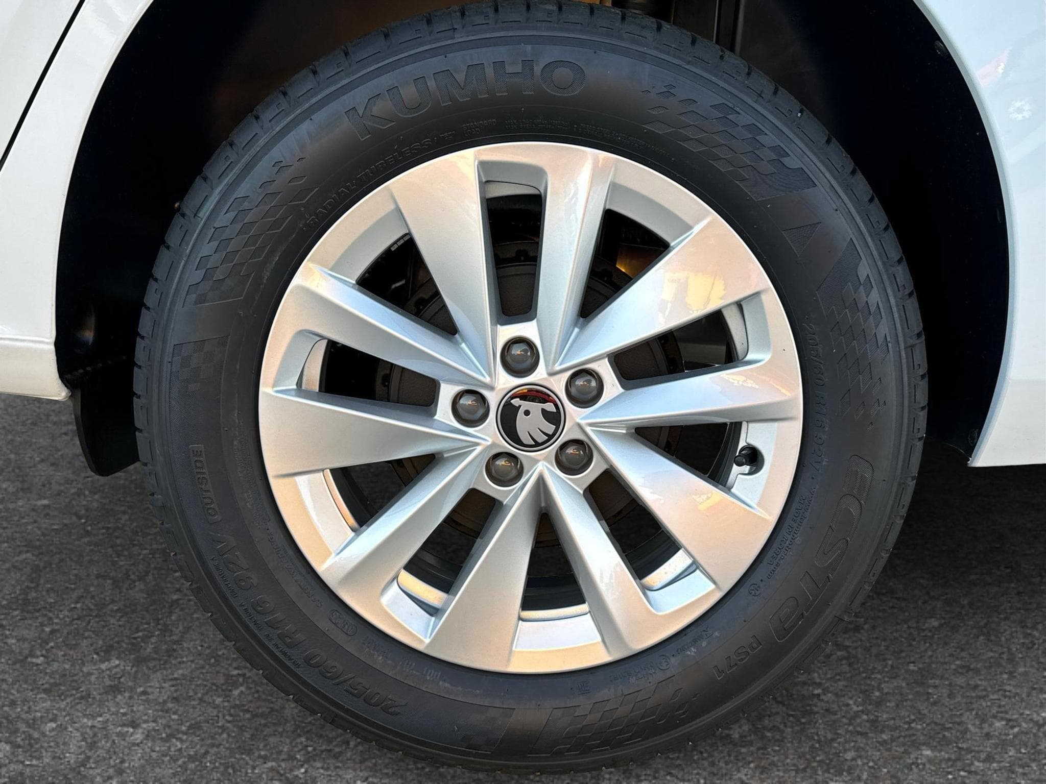 Skoda Kamiq Selection (2025) - Foto 12