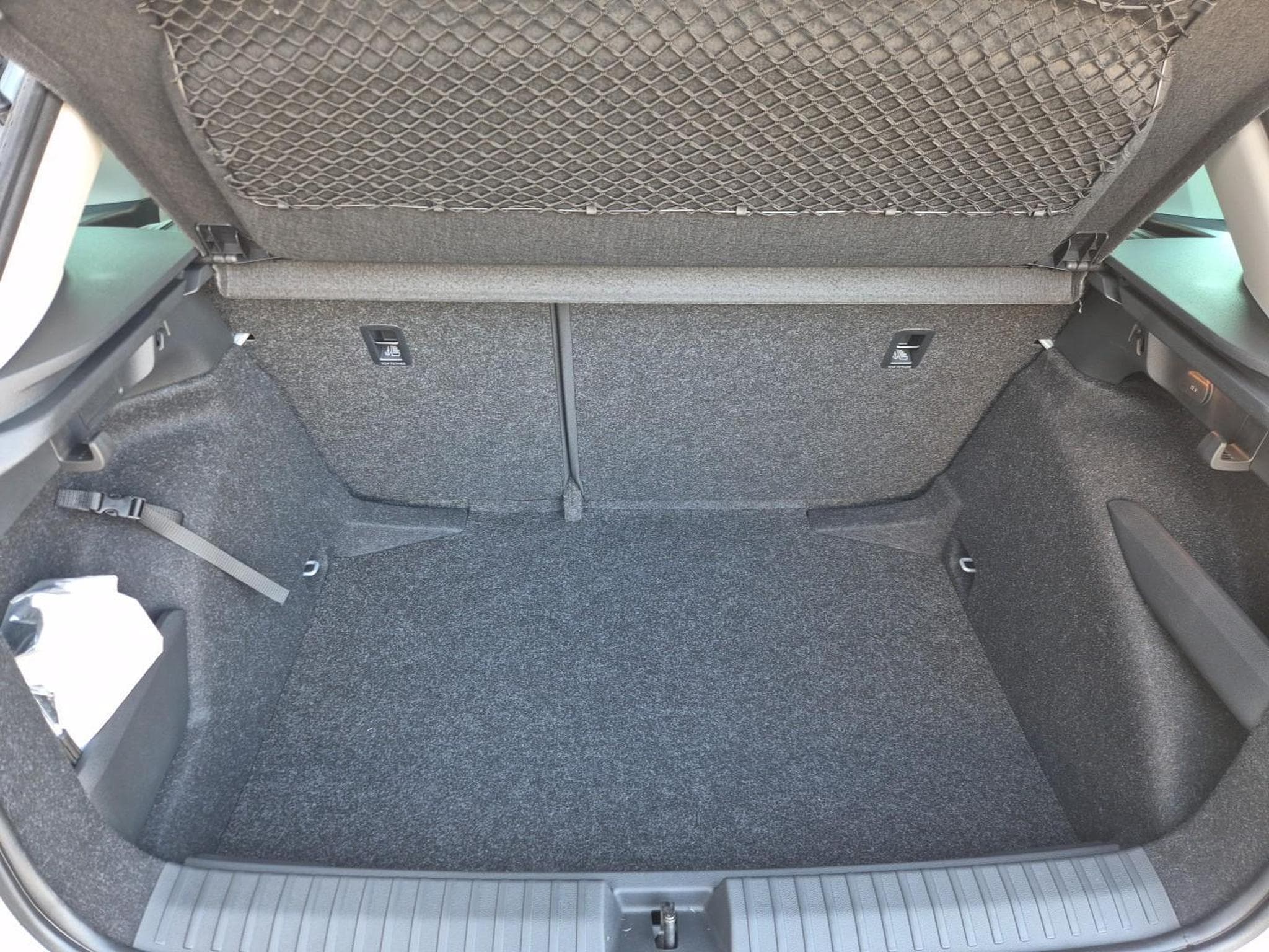 Skoda Kamiq 1.0 TSI 115PS (2025) - Foto 9