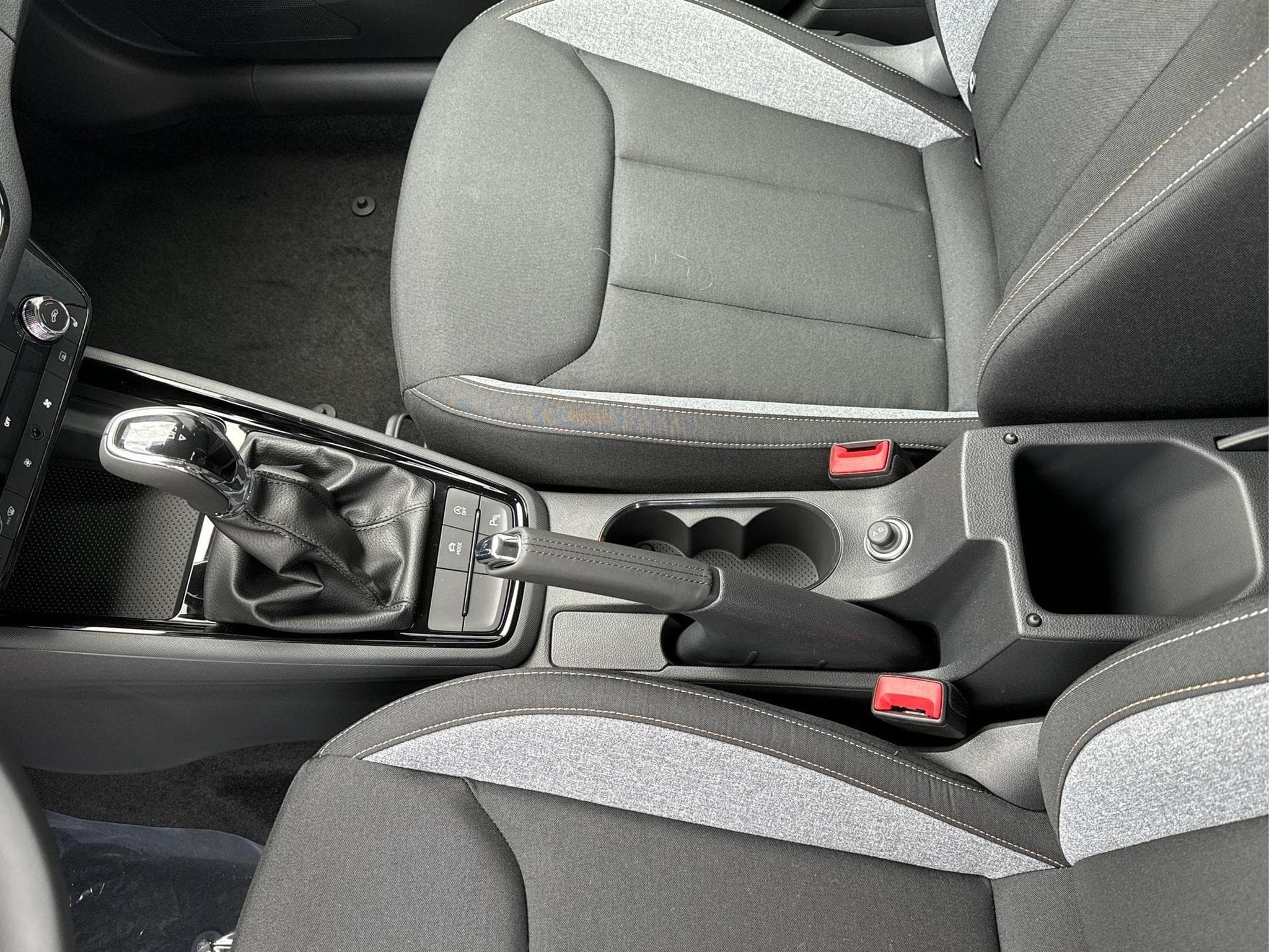 Skoda Kamiq Selection (2025) - Photo 13