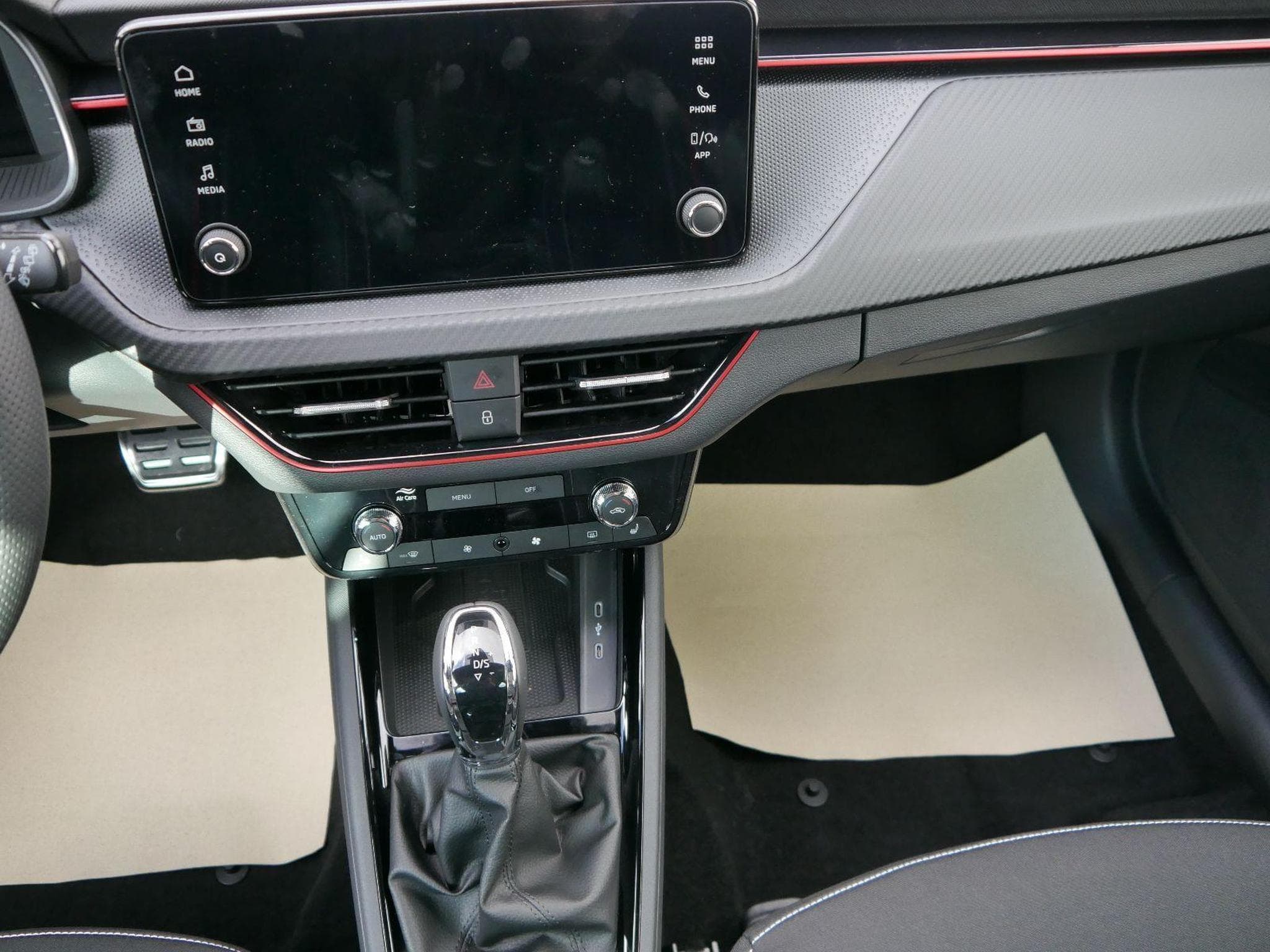 Skoda Kamiq Monte Carlo (2026) - Photo 15