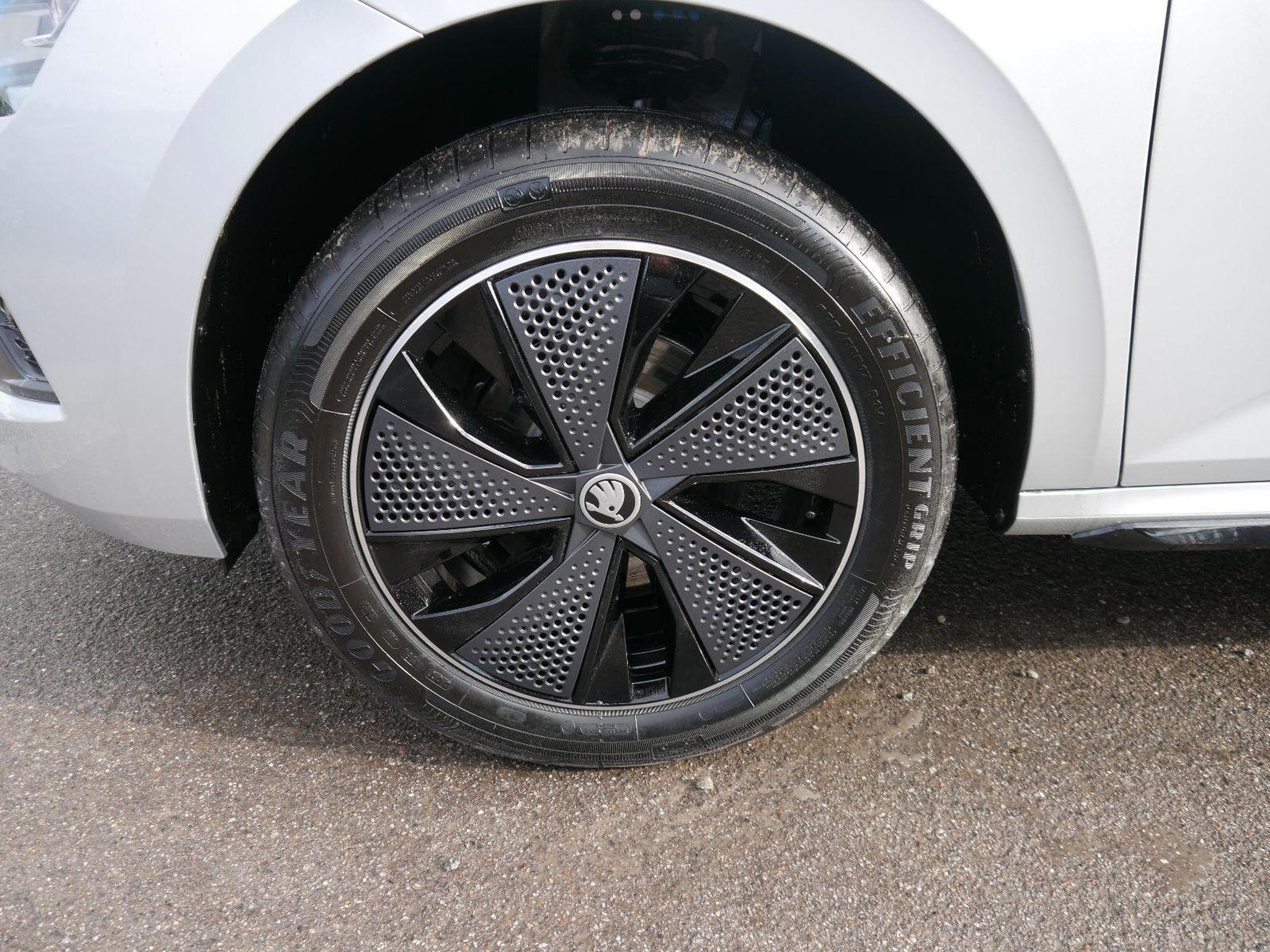 Skoda Kamiq Monte Carlo (2026) - Photo 3