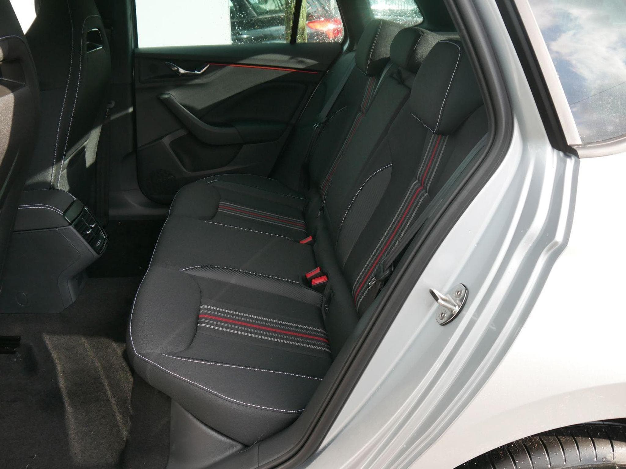 Skoda Kamiq Monte Carlo (2026) - Photo 9