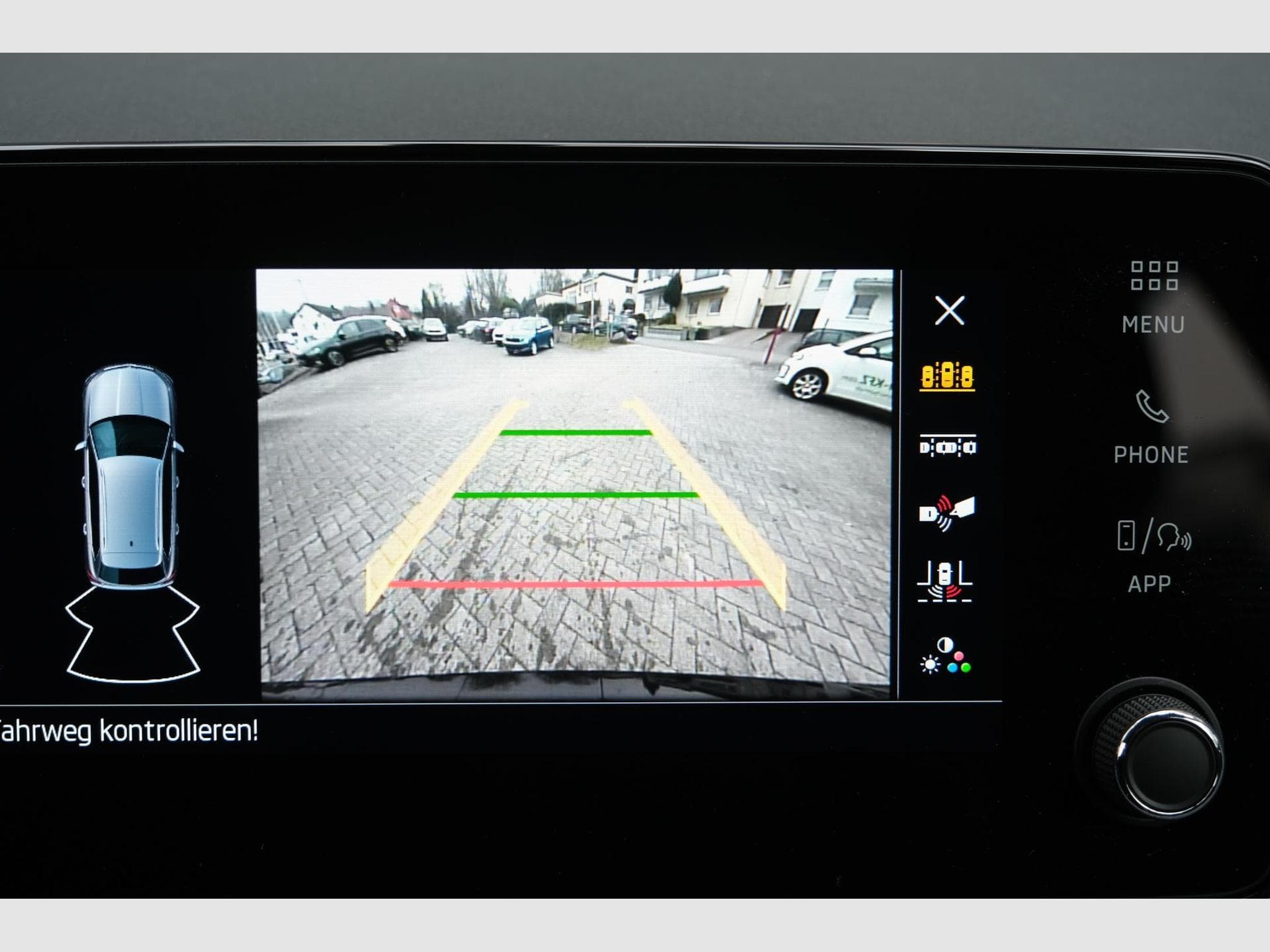 Skoda Kamiq 1.0 TSI Selection (2025) - Photo 15