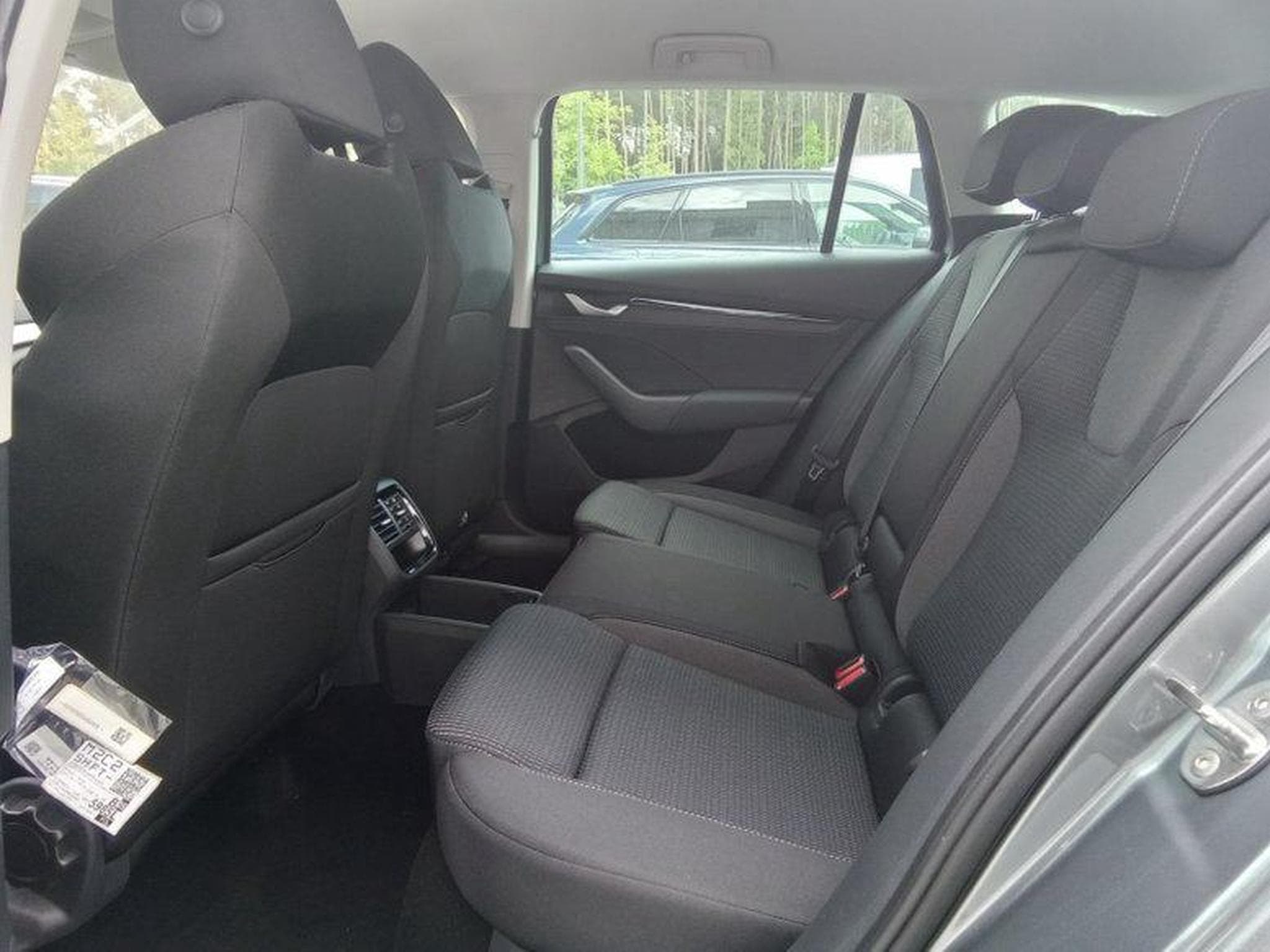 Skoda Octavia Business 1.5 TSI mHEV 7-Gang-DSG (2025) - Photo 6