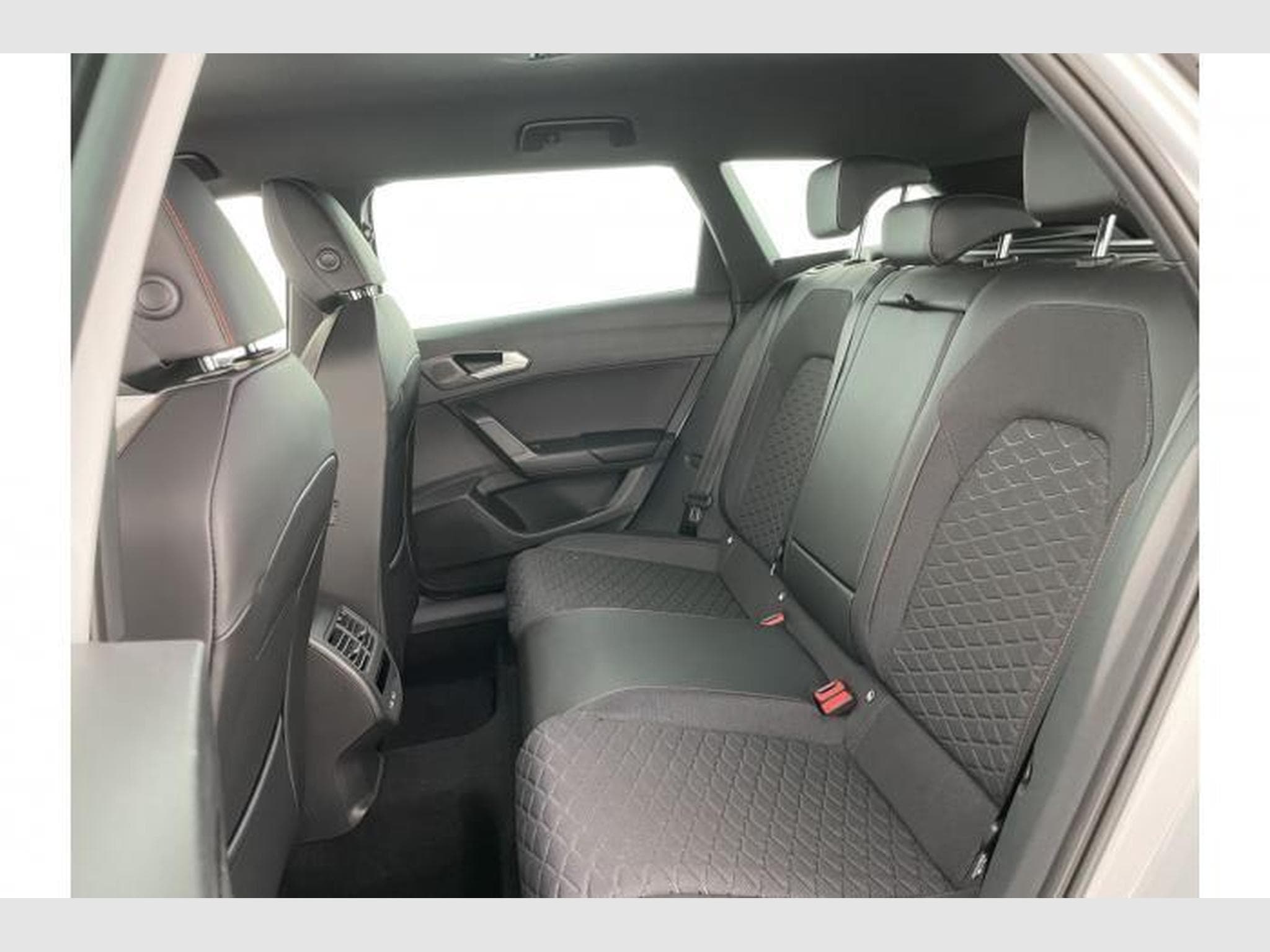 Seat Leon FR Plus (2025) - Foto 13