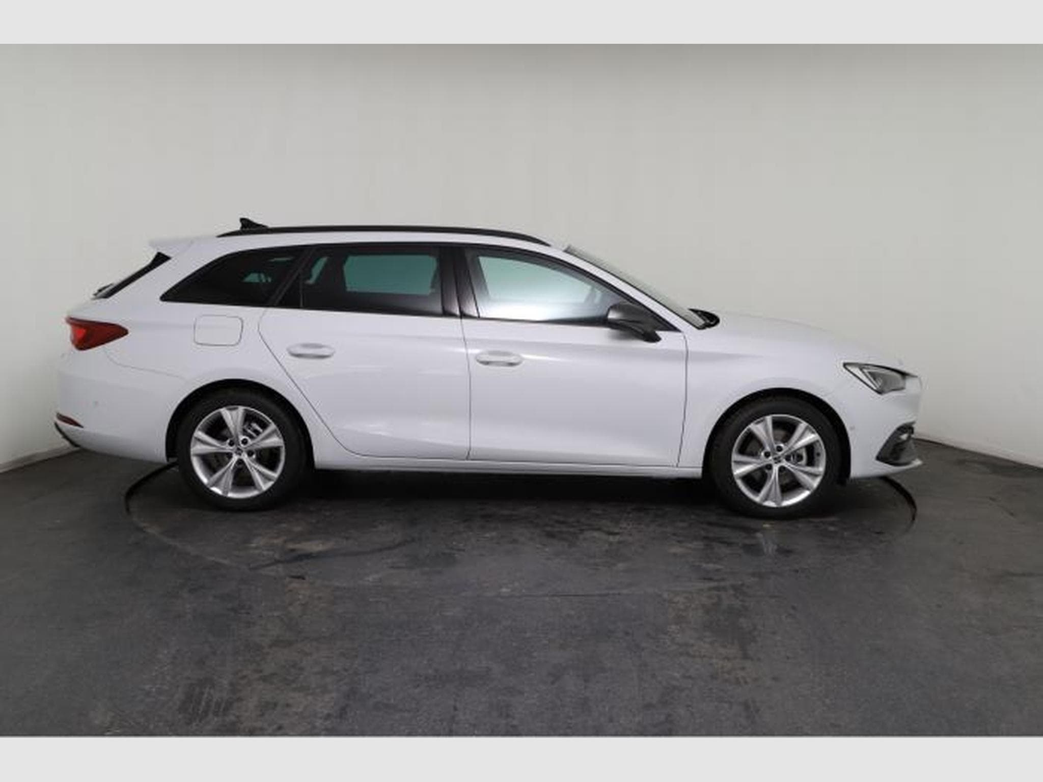 Seat Leon FR Plus (2025) - Foto 9