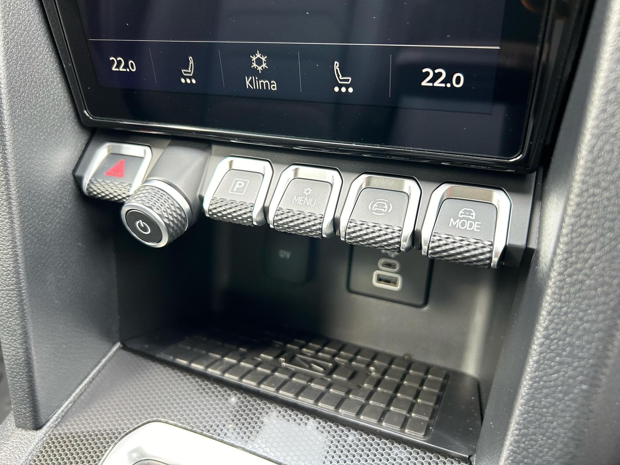 VW Amarok PanAmericana (2025) - Photo 8