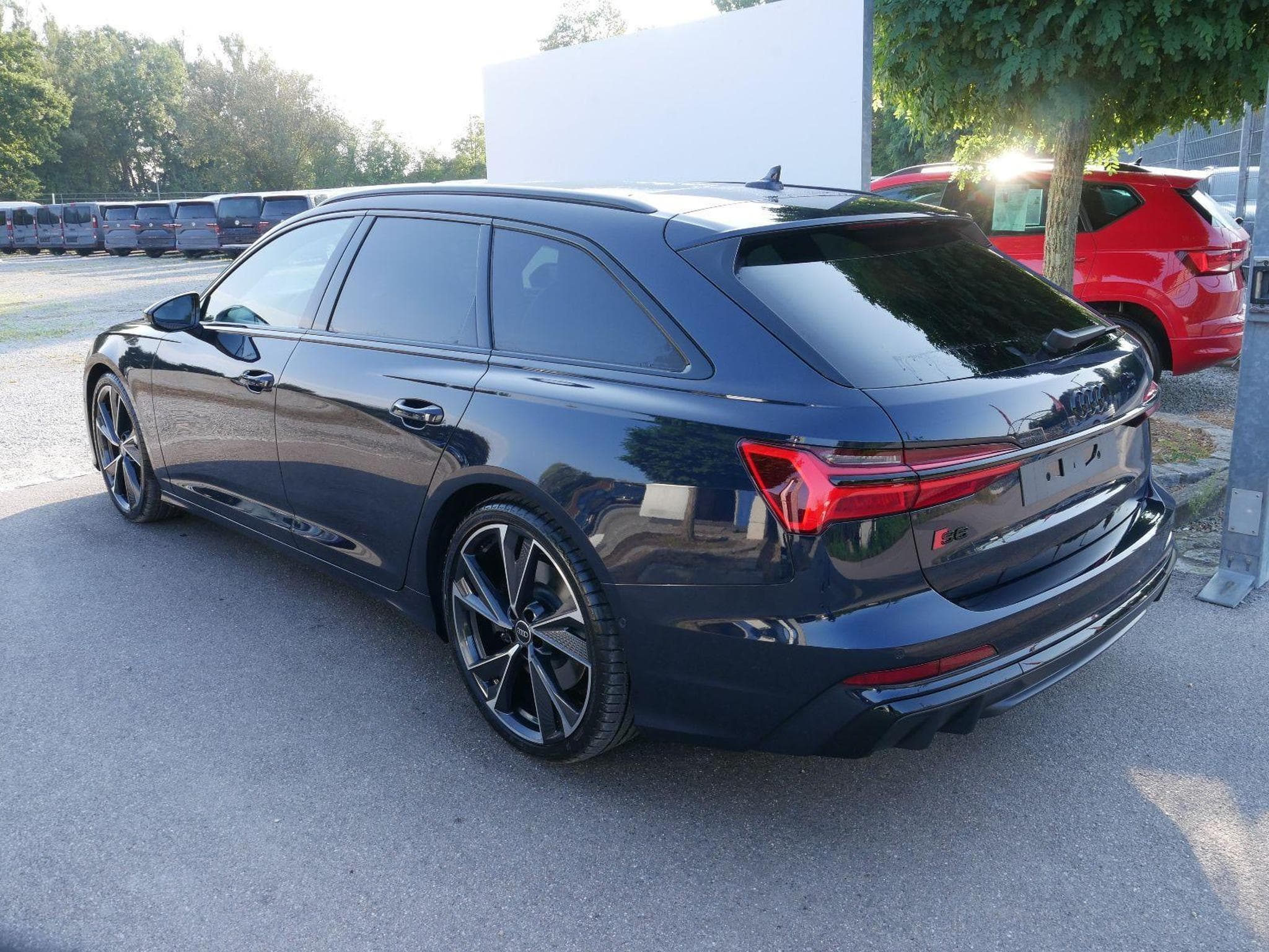 Audi S6 e-tron Avant TDI quattro (2024) - Photo 5