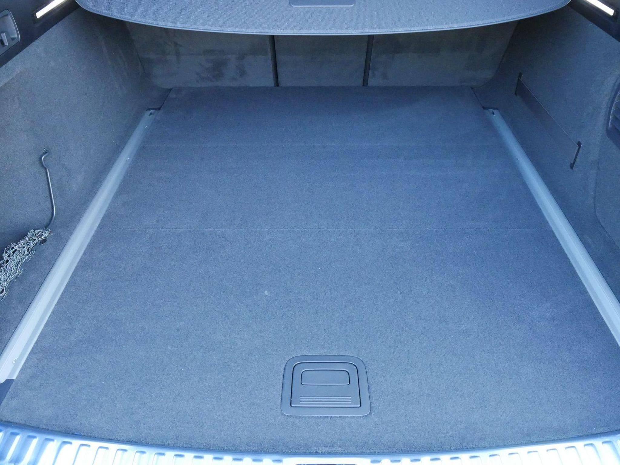 Audi S6 e-tron Avant TDI quattro (2024) - Photo 6