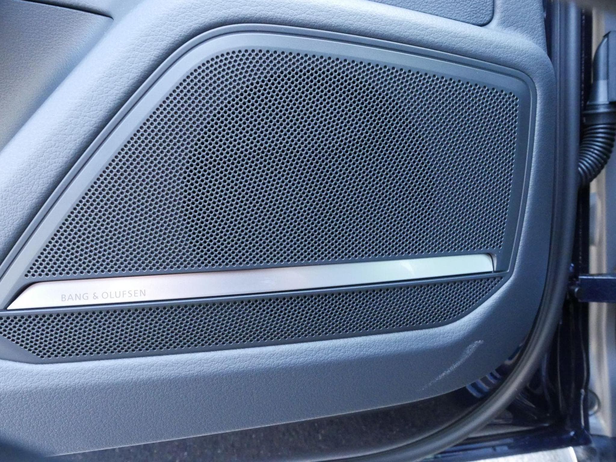 Audi S6 e-tron Avant TDI quattro (2024) - Photo 11