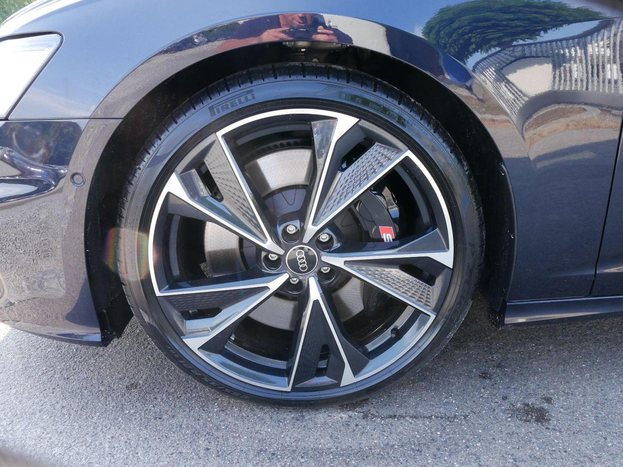 Audi S6 e-tron Avant TDI quattro (2024) - Photo 3