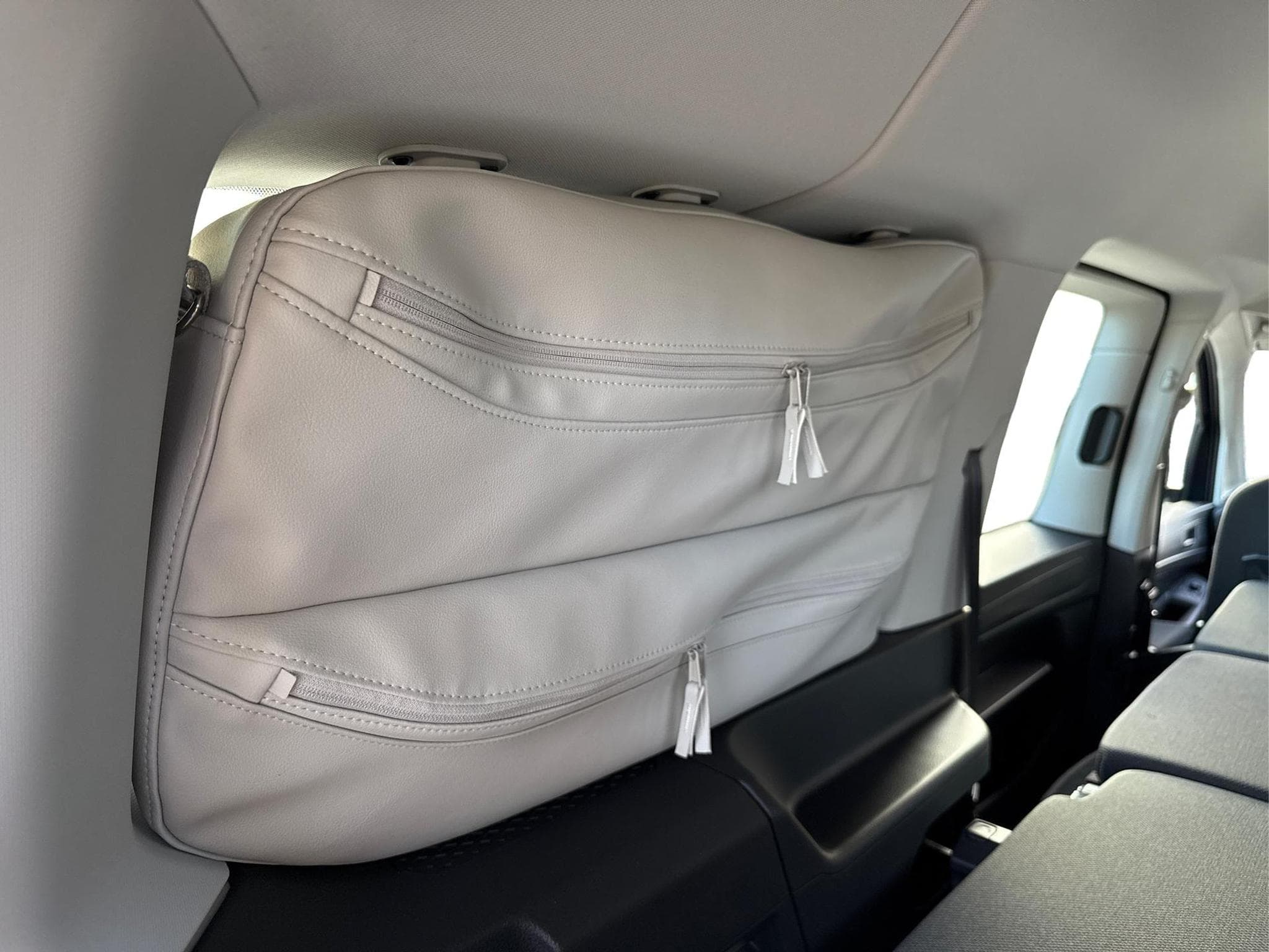 VW Caddy California Maxi (2025) - Photo 21