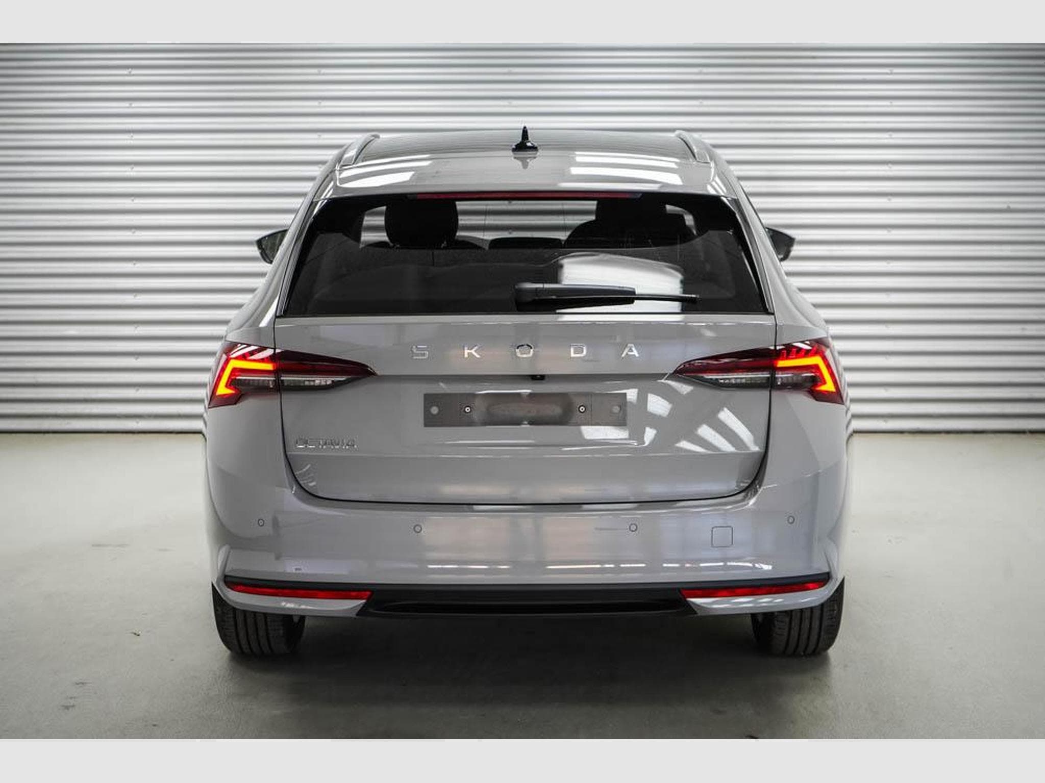 Skoda Octavia Kombi 1,5 eTSI (2025) - Photo 3