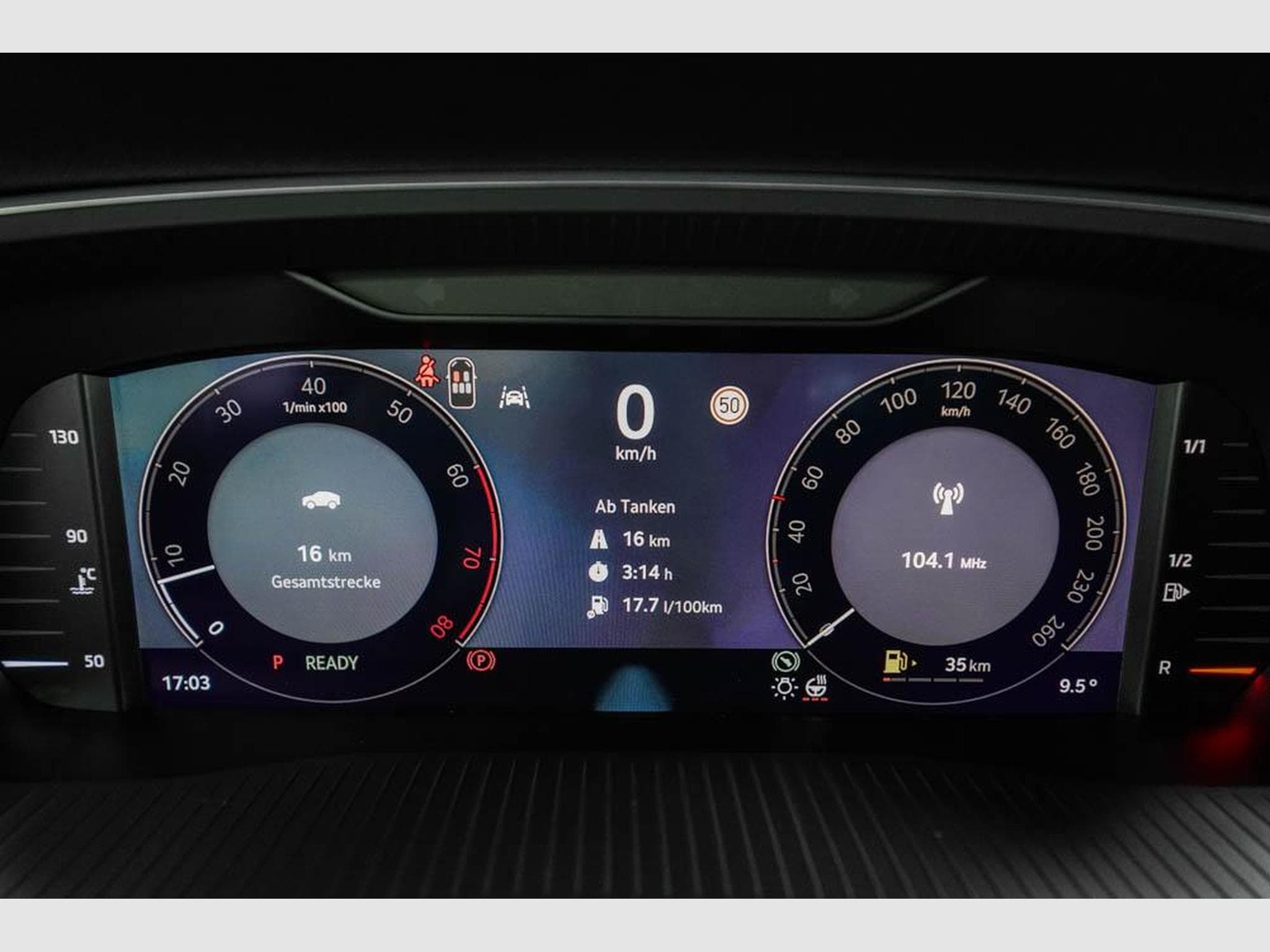 Skoda Octavia Kombi 1,5 eTSI (2025) - Photo 9