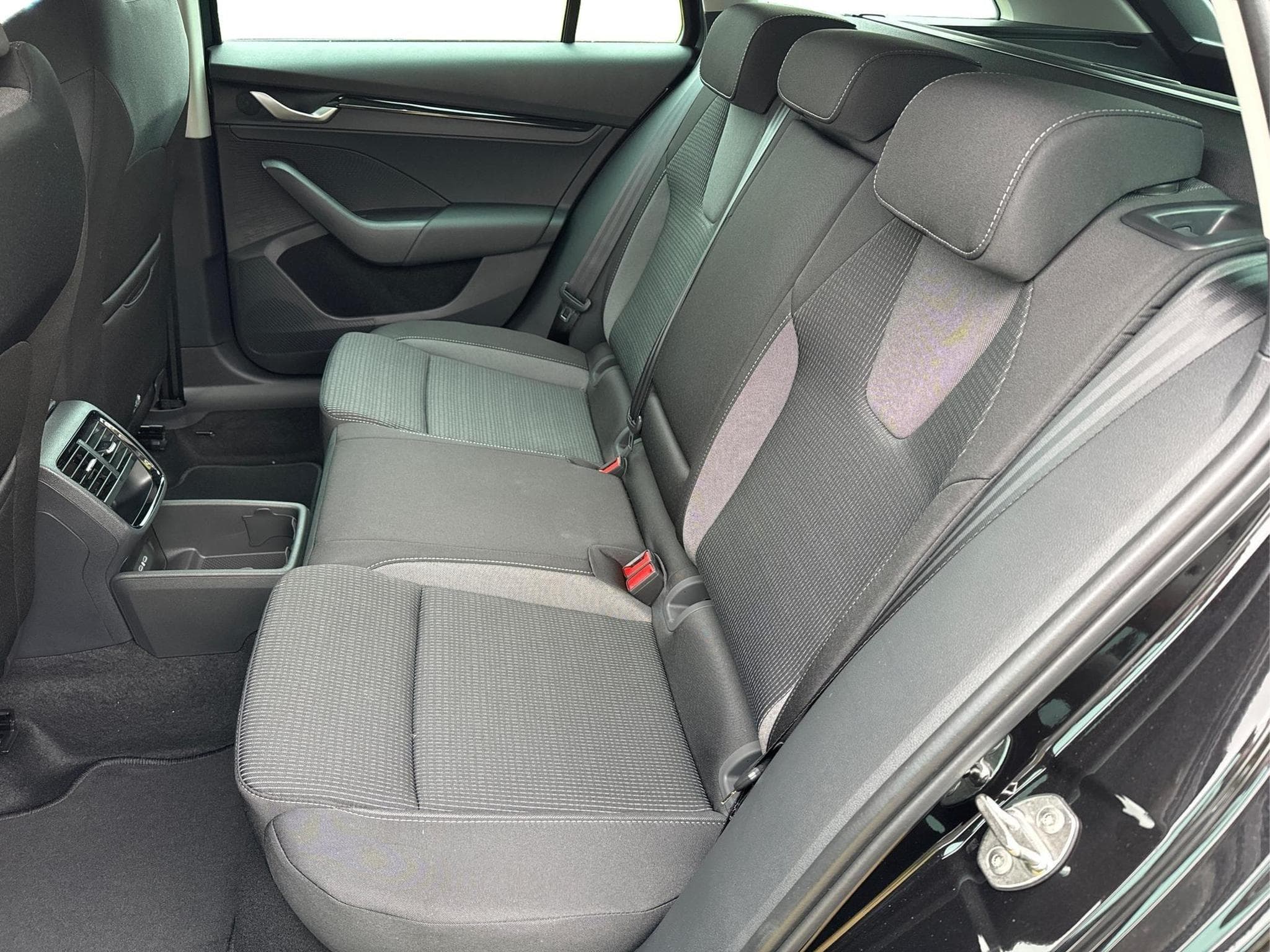 Skoda Octavia Selection (2025) - Photo 13