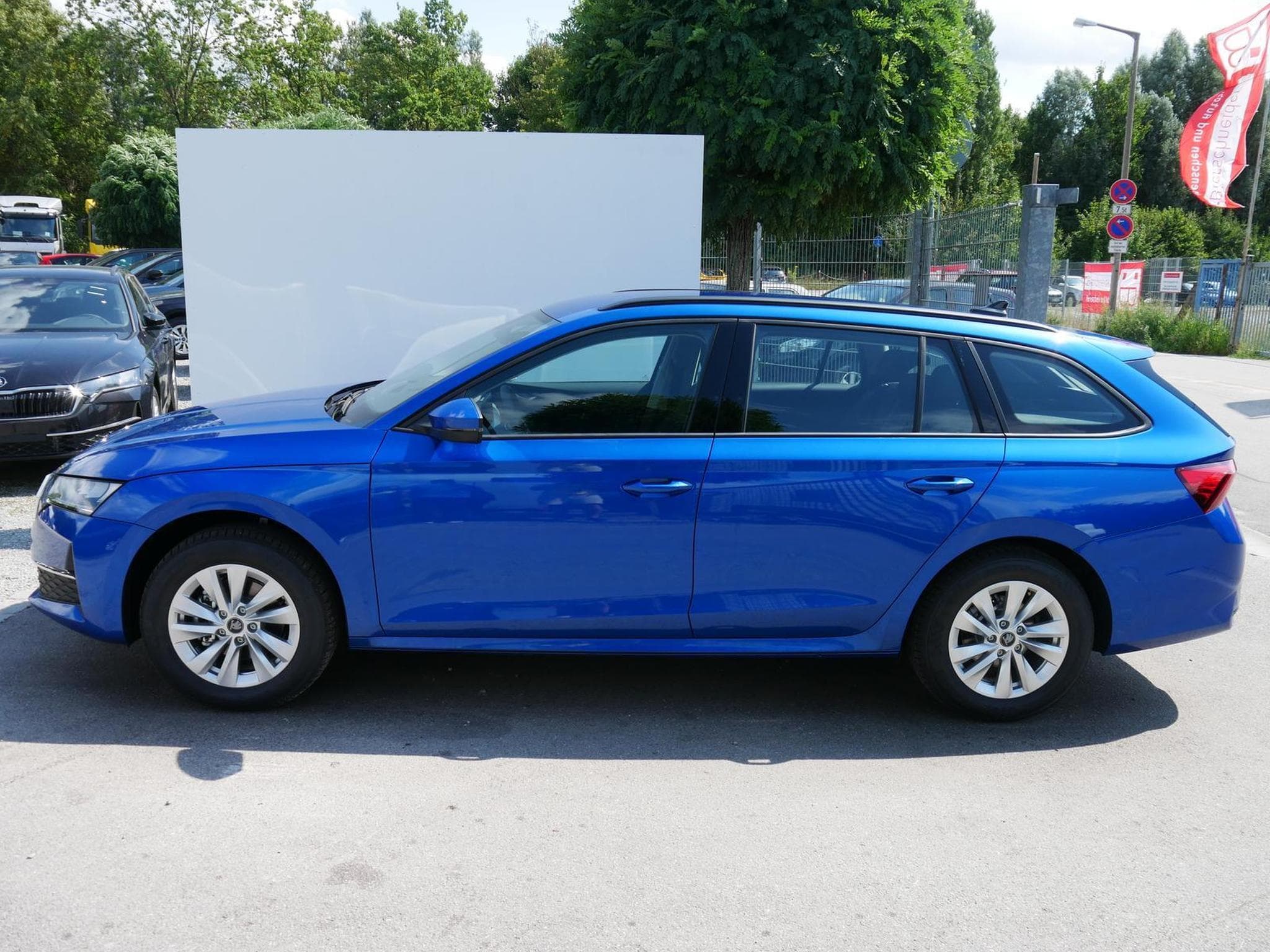 Skoda Octavia Selection (2025) - Photo 4