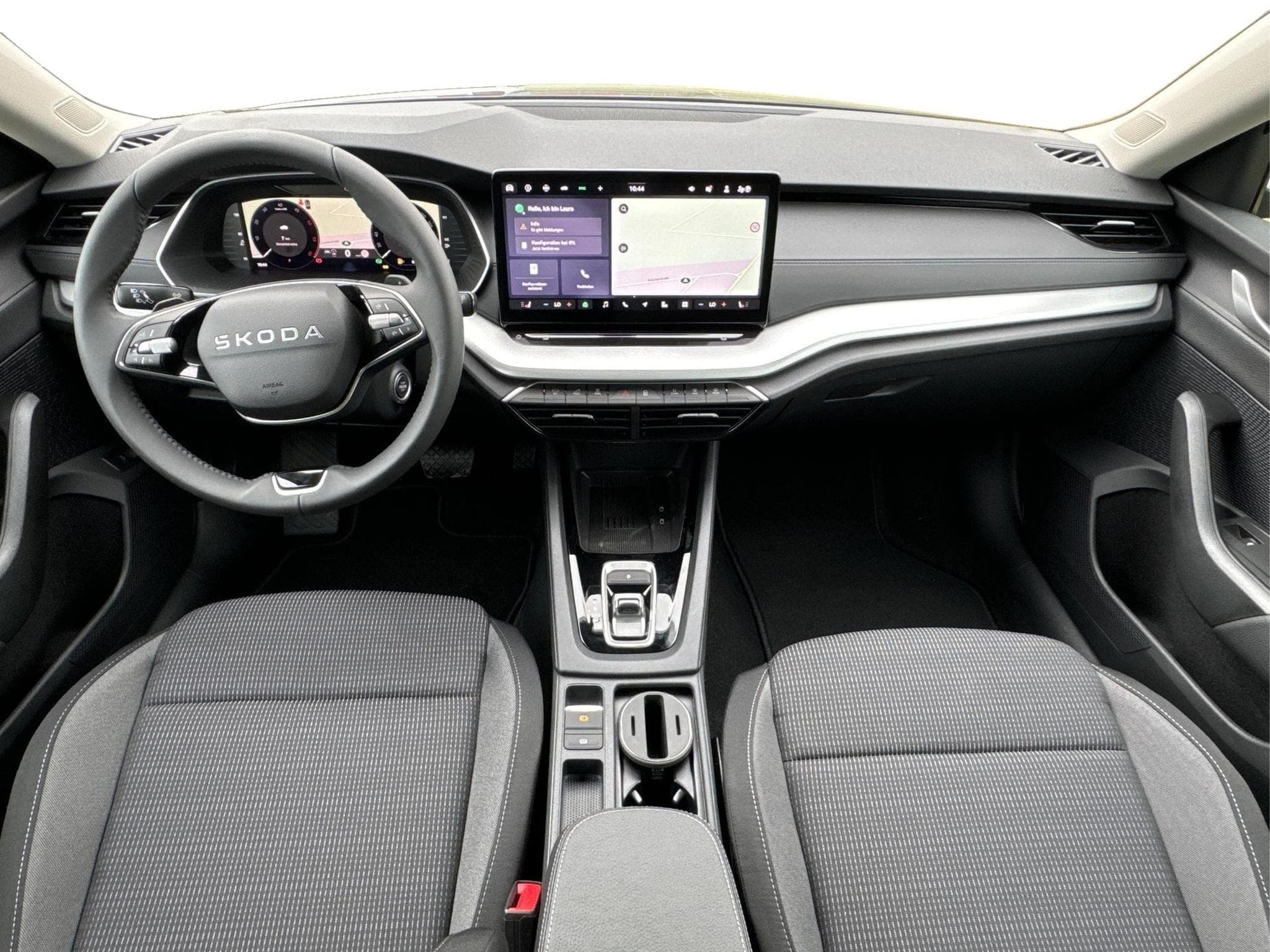 Skoda Octavia Selection (2025) - Photo 15