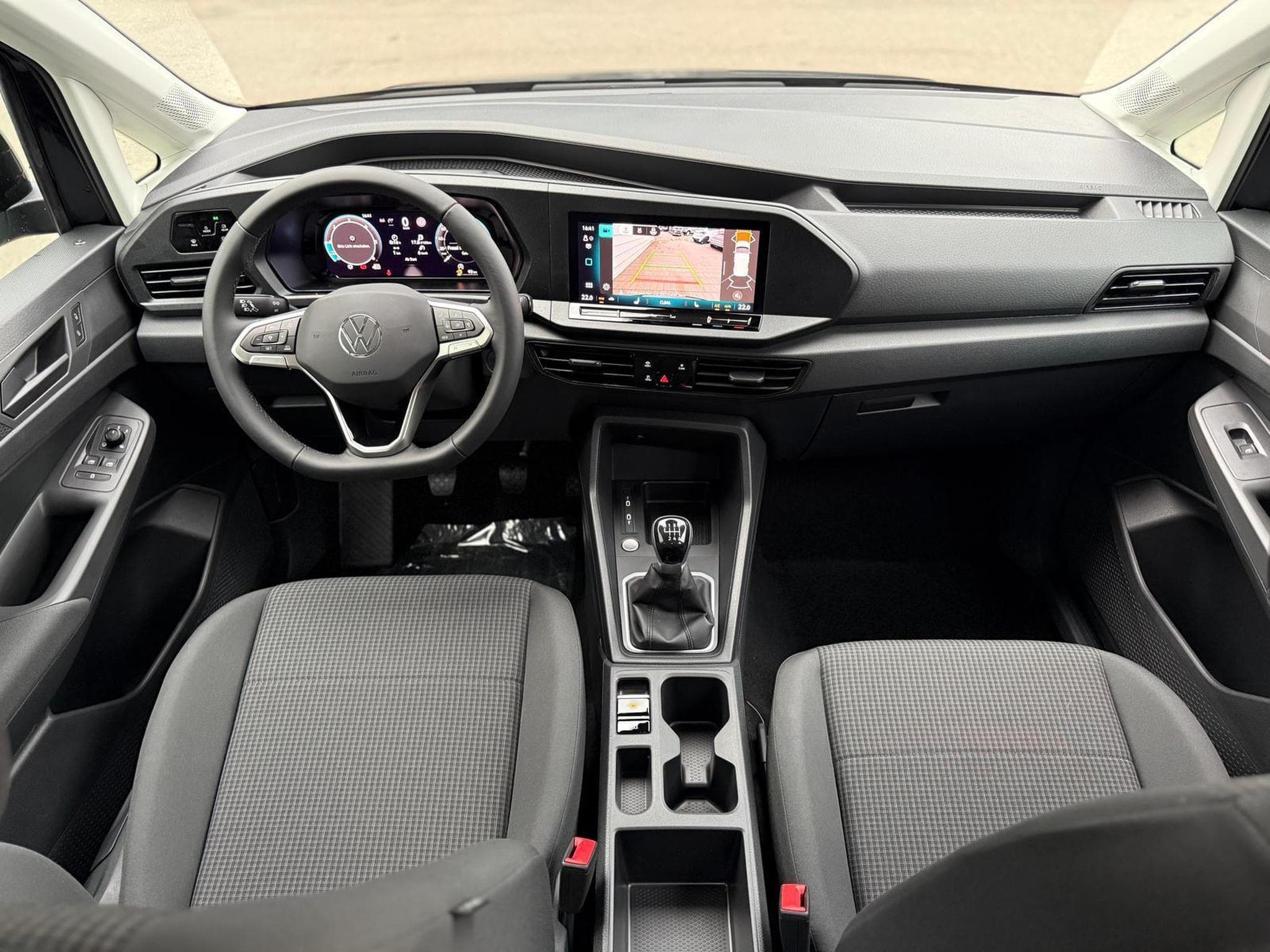 VW Caddy 2.0 TDI 4Motion (2025) - Foto 6