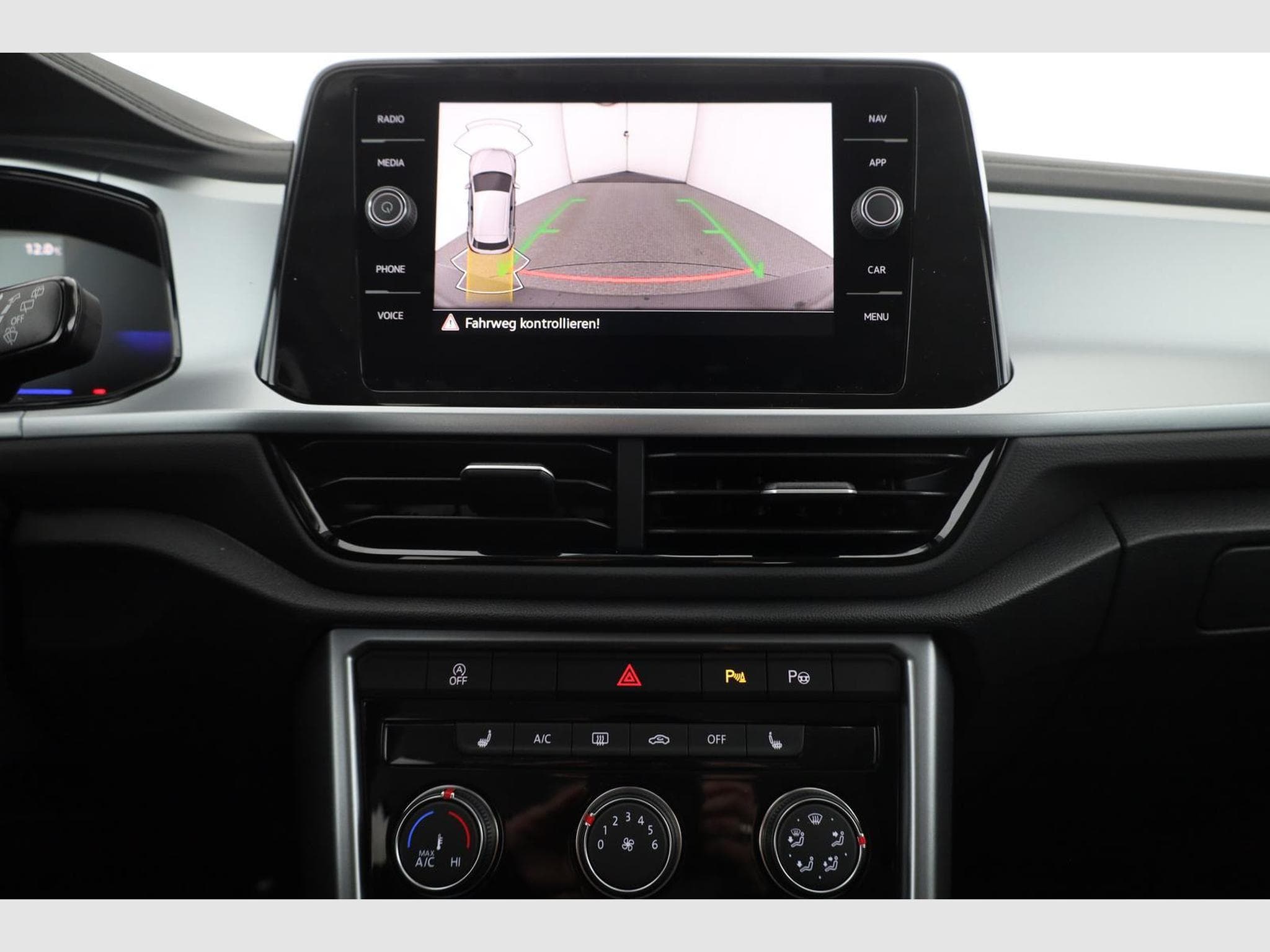 VW T-Roc Life (2025) - Foto 6