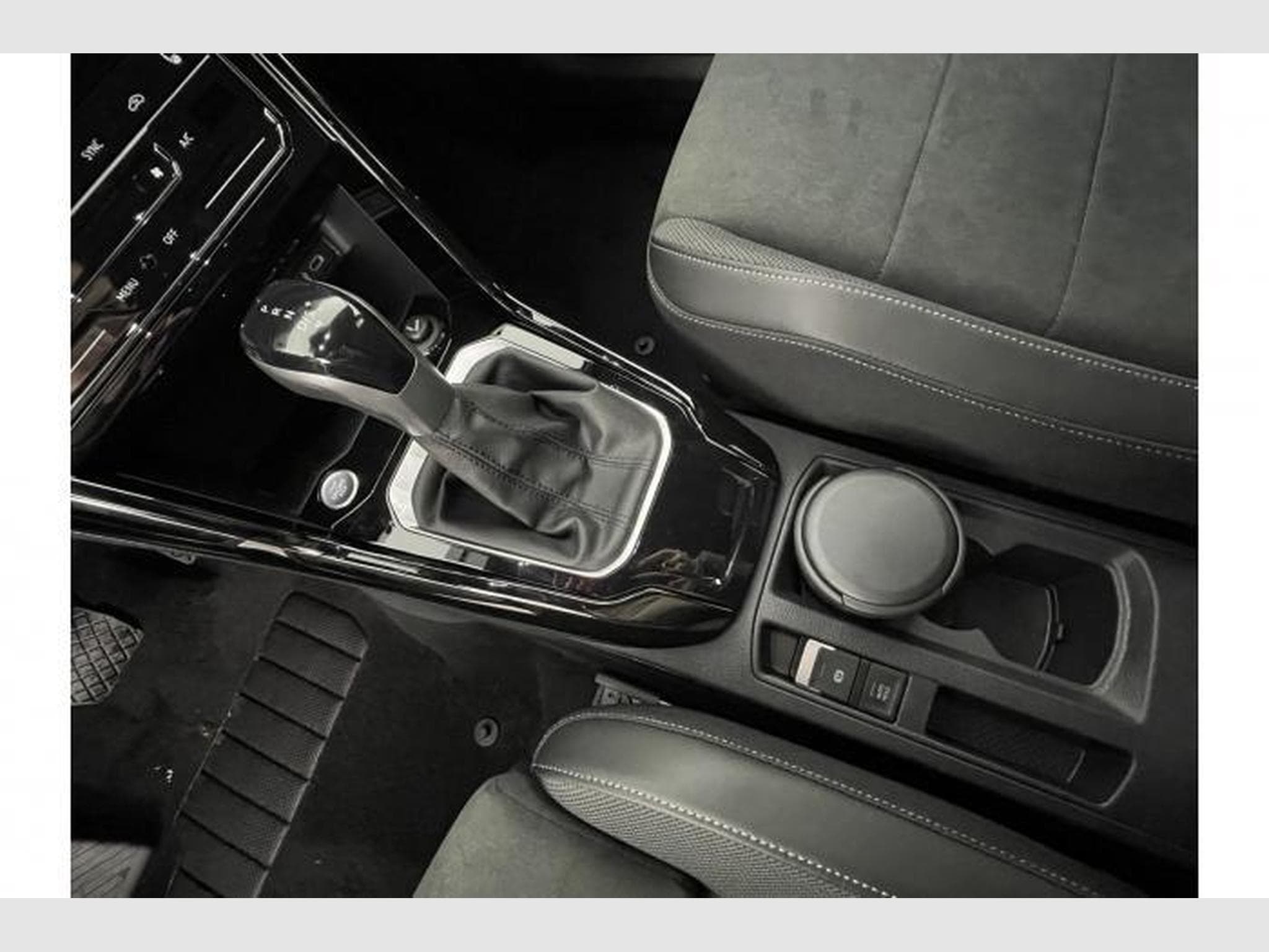 VW T-Roc Style (2025) - Foto 17