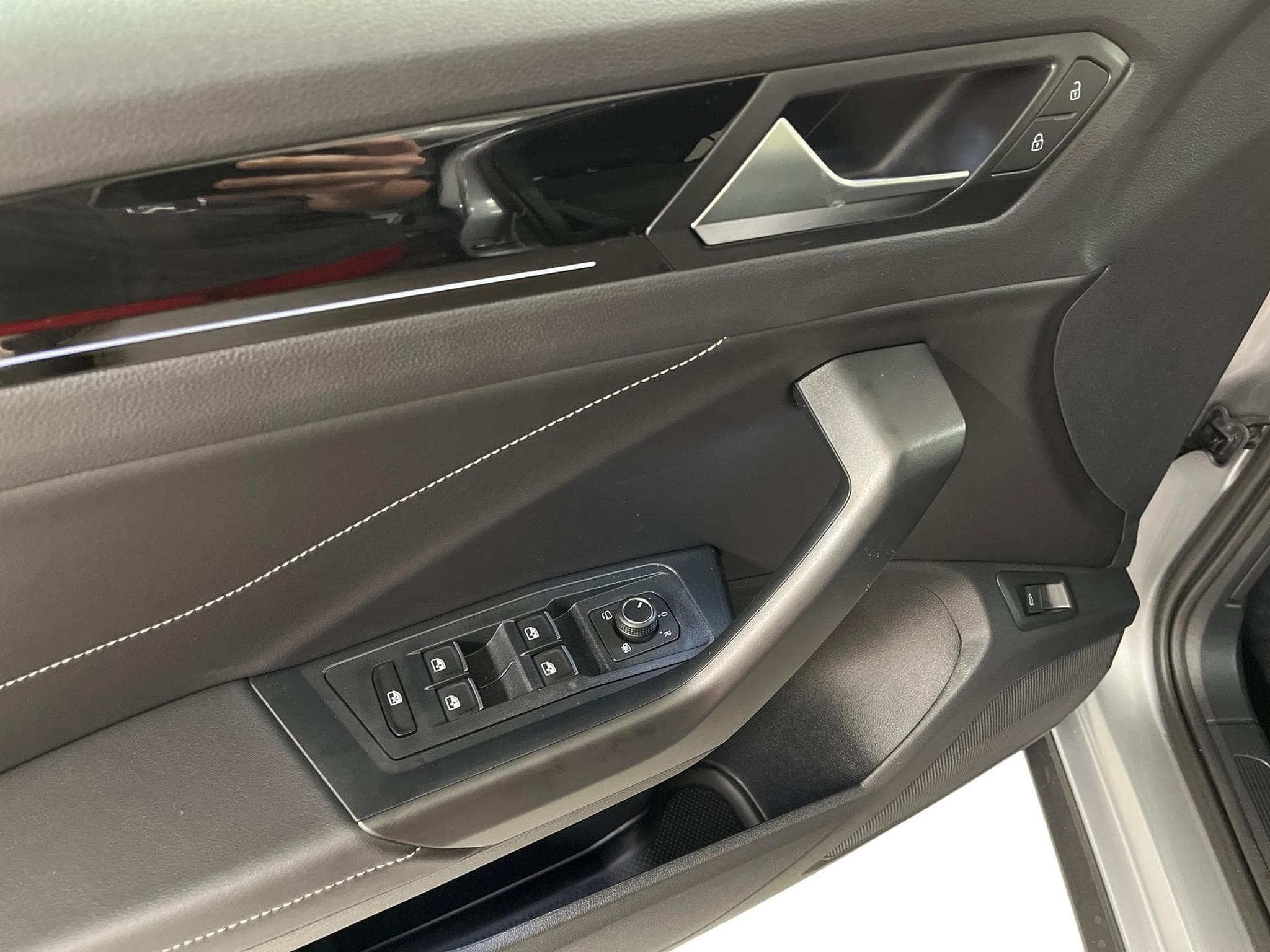 VW T-Roc Black Edition/Silver Edition (2025) - Photo 18