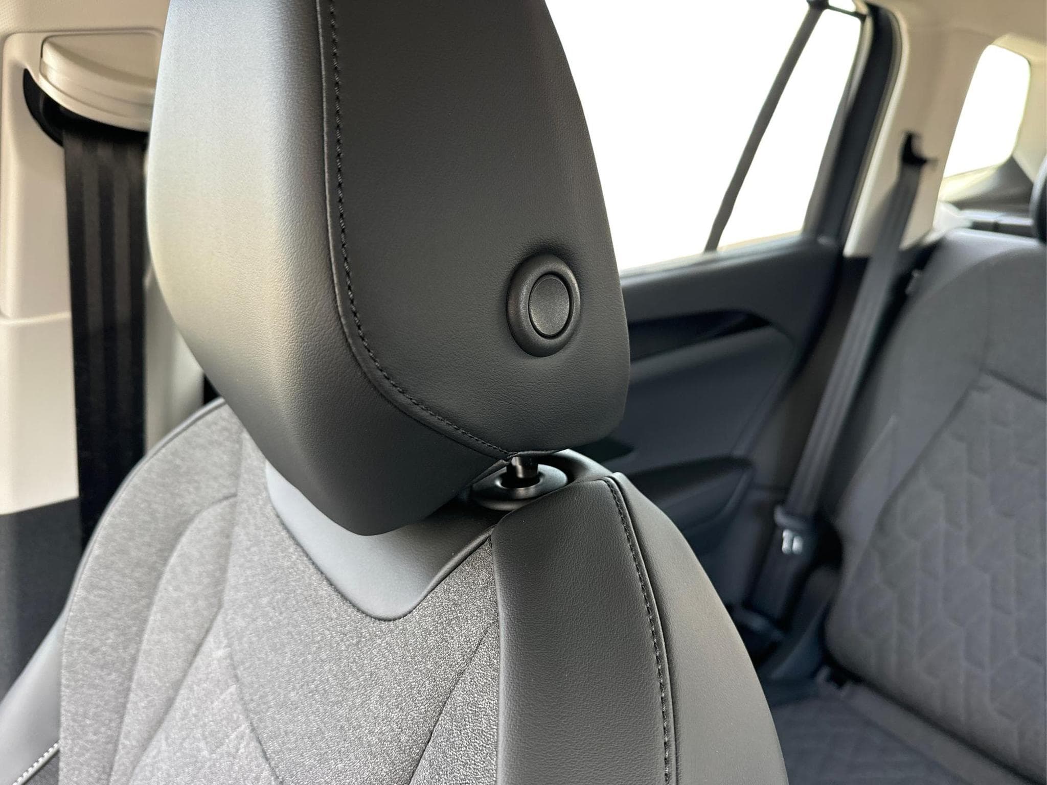 VW Tayron LIFE (2025) - Foto 19